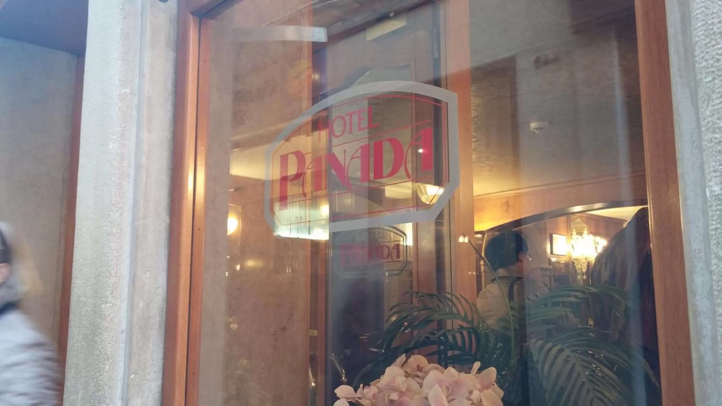 Facade/entrance in Antico Panada