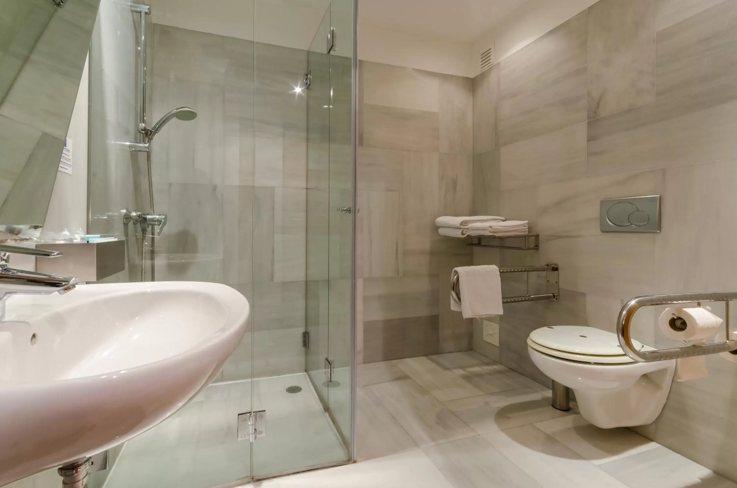 Bathroom in Hotel Principe Real
