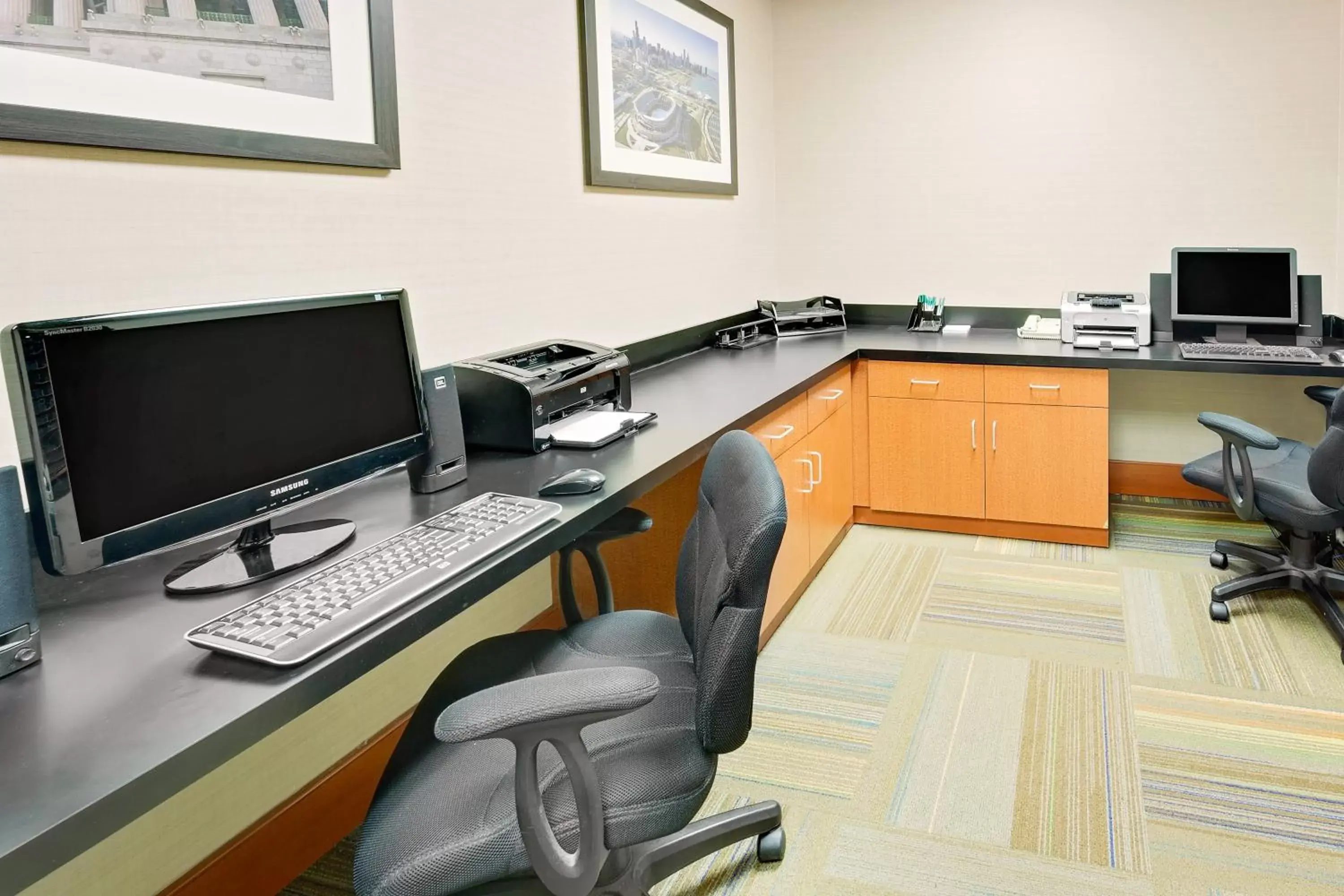 Business facilities, Business Area/Conference Room in Wingate by Wyndham - Arlington Heights