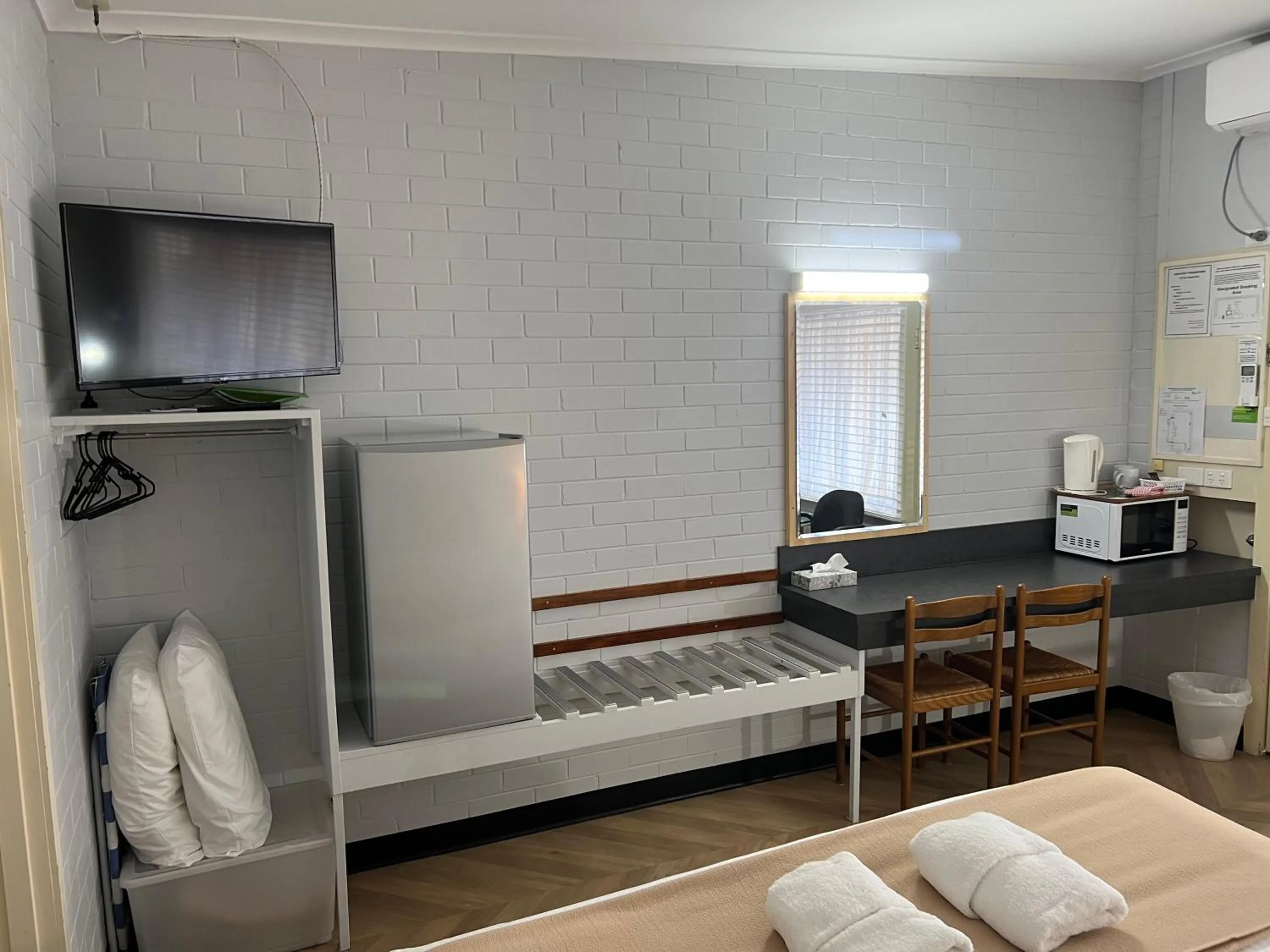 TV and multimedia, Bed in Arkana Motel