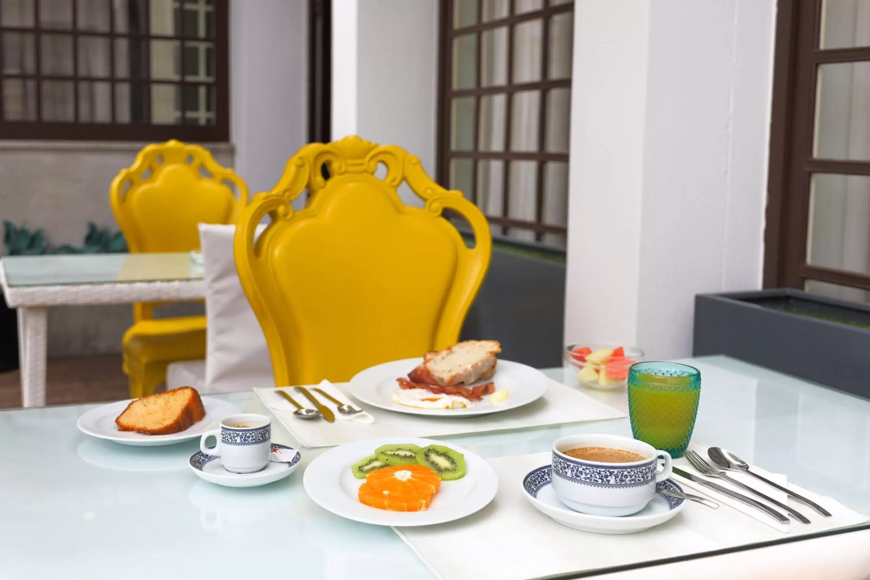 Breakfast in Josefa D`Obidos Hotel