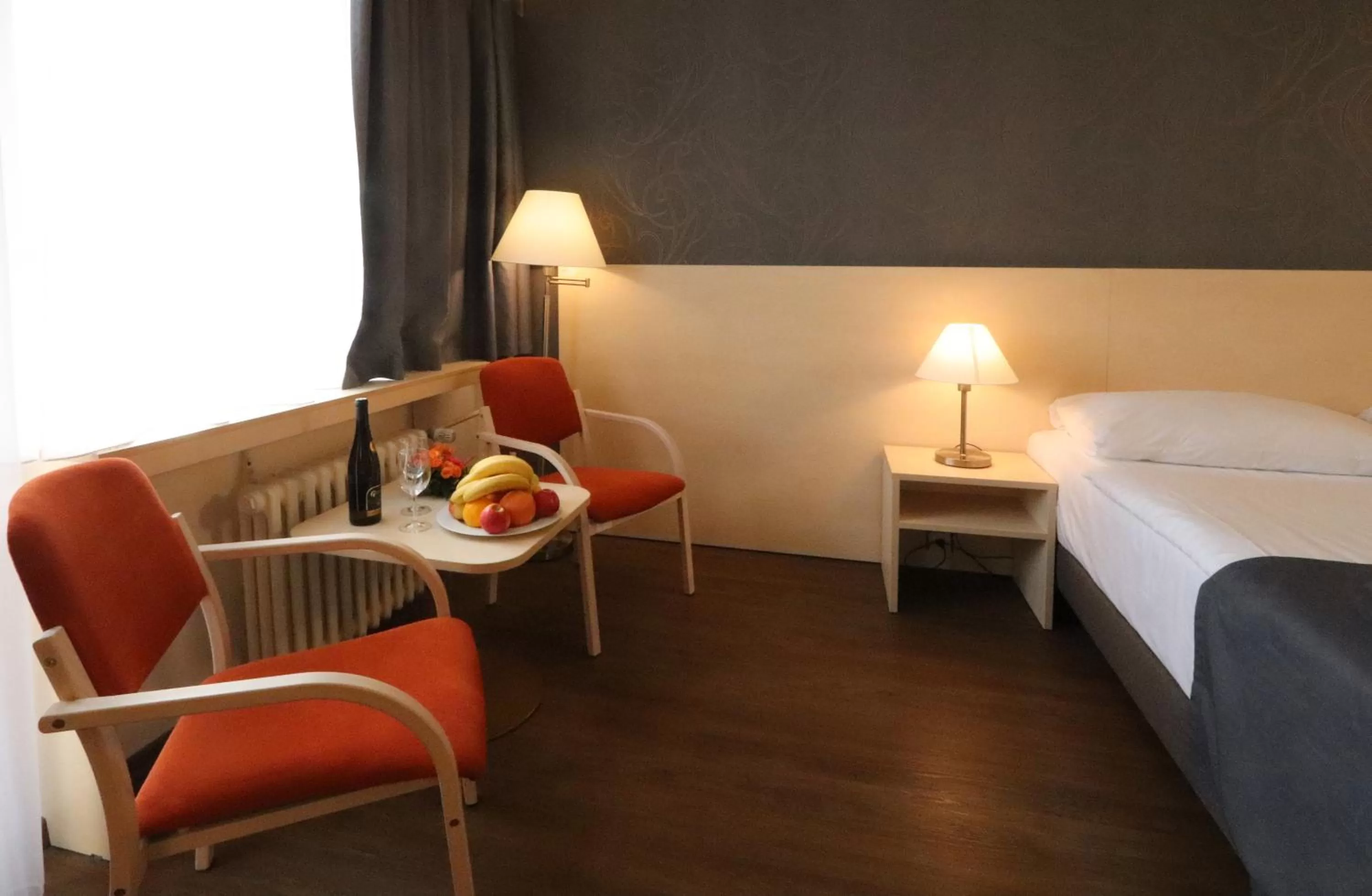 hair dresser, Bed in Hotel Krystal