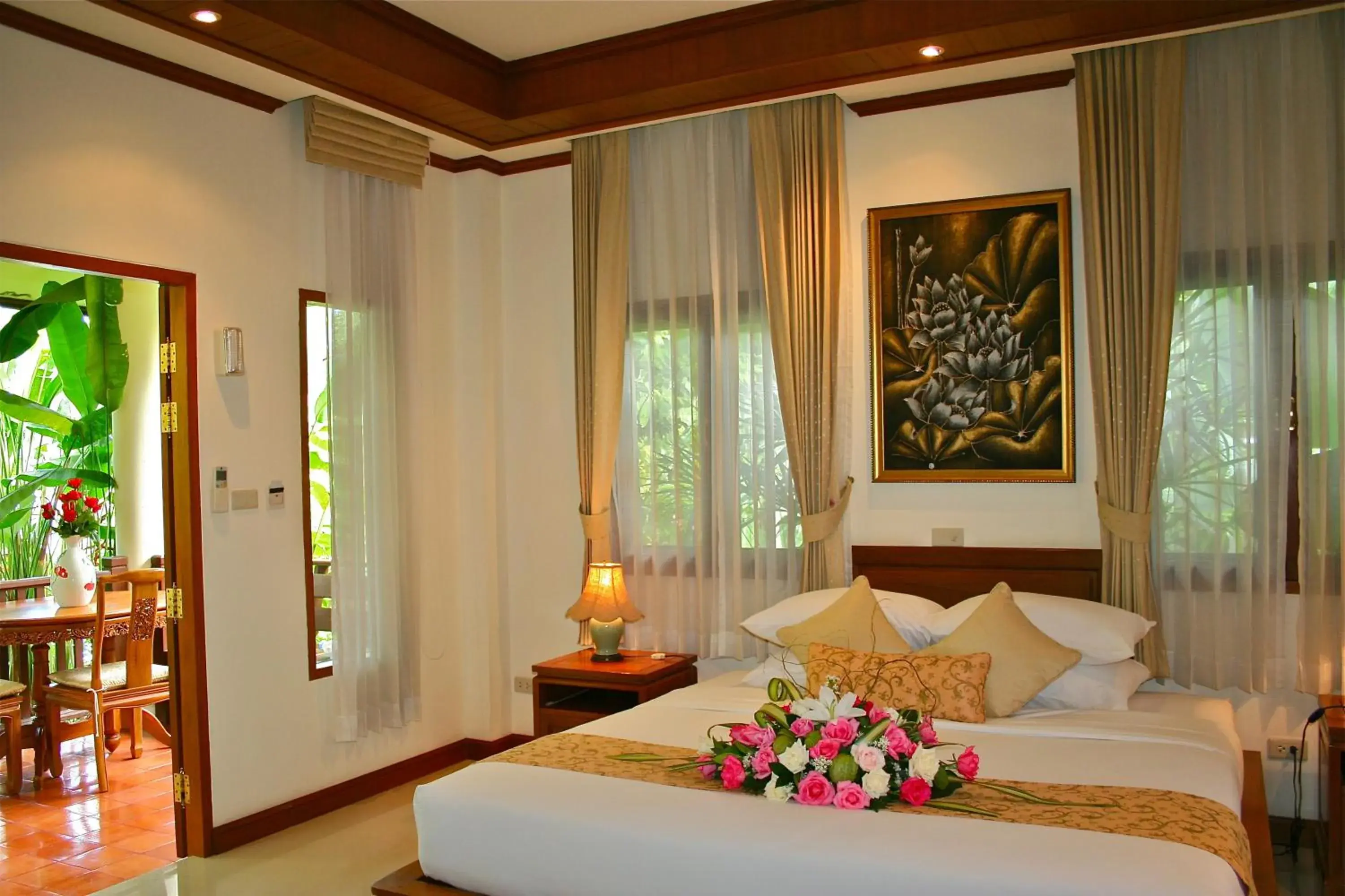 Bed in Oriental Siam Resort