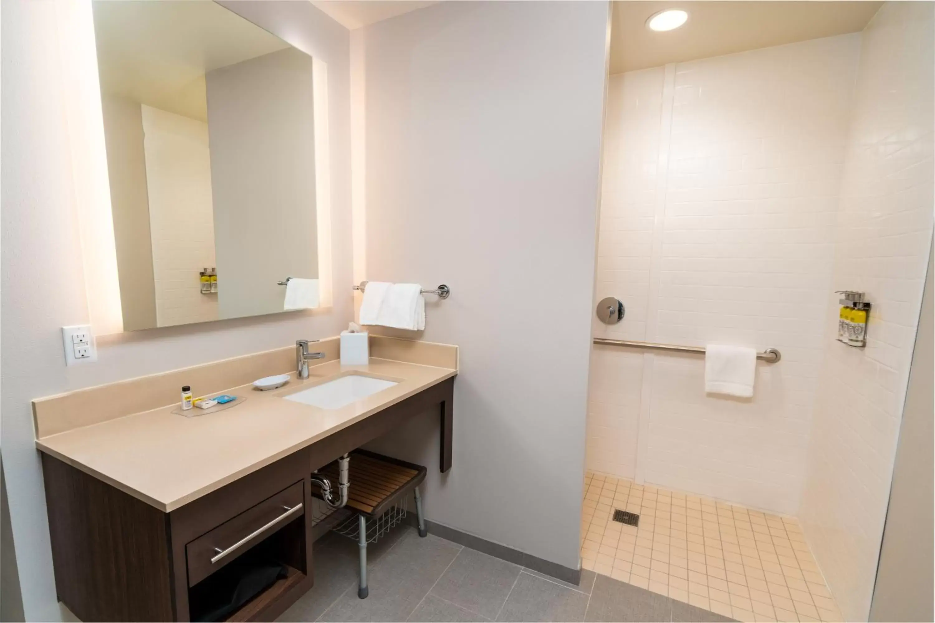 Bathroom in Staybridge Suites - Washington DC East - Largo, an IHG Hotel