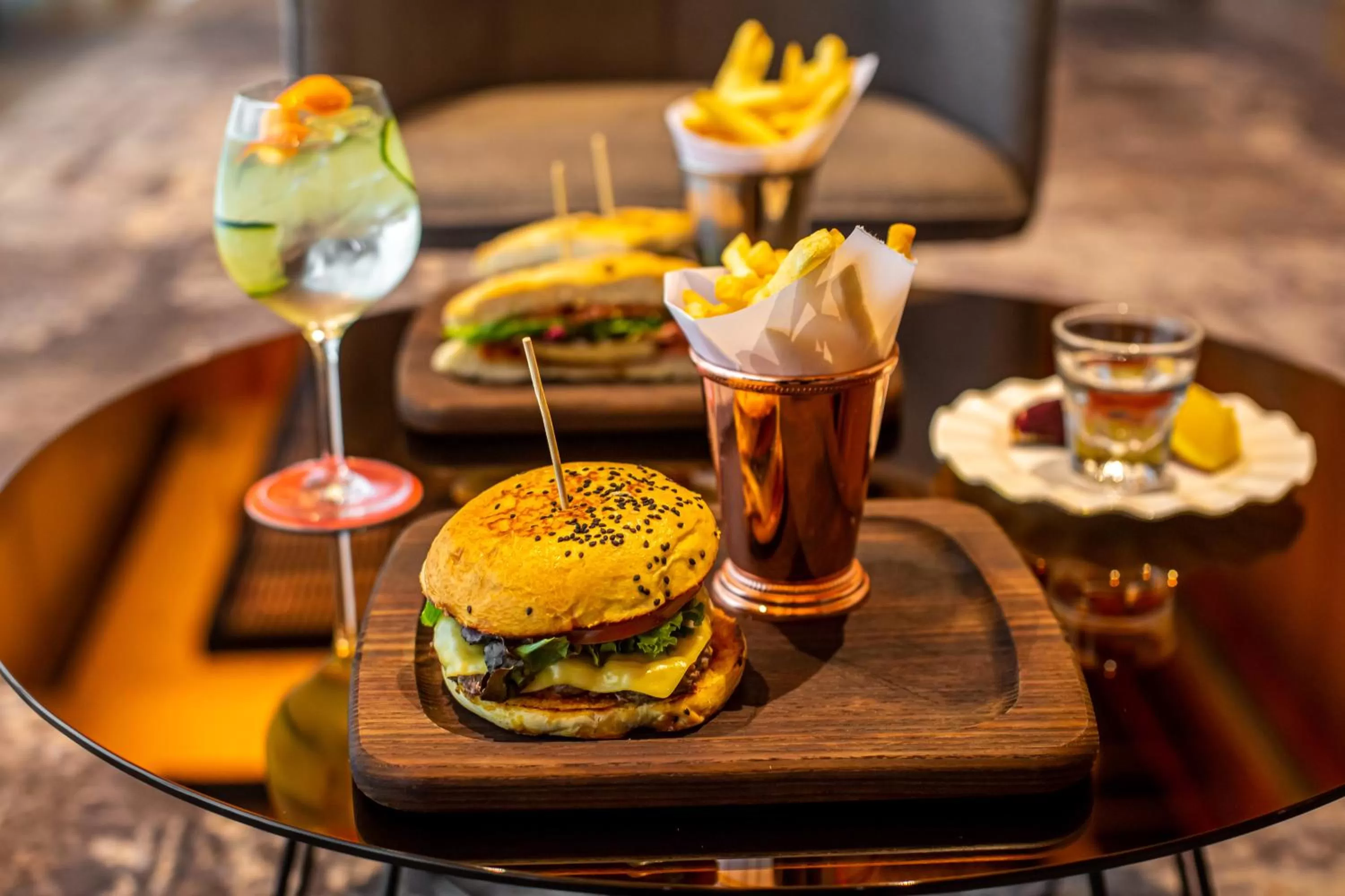 Lounge or bar in Novotel Mexico City Toreo