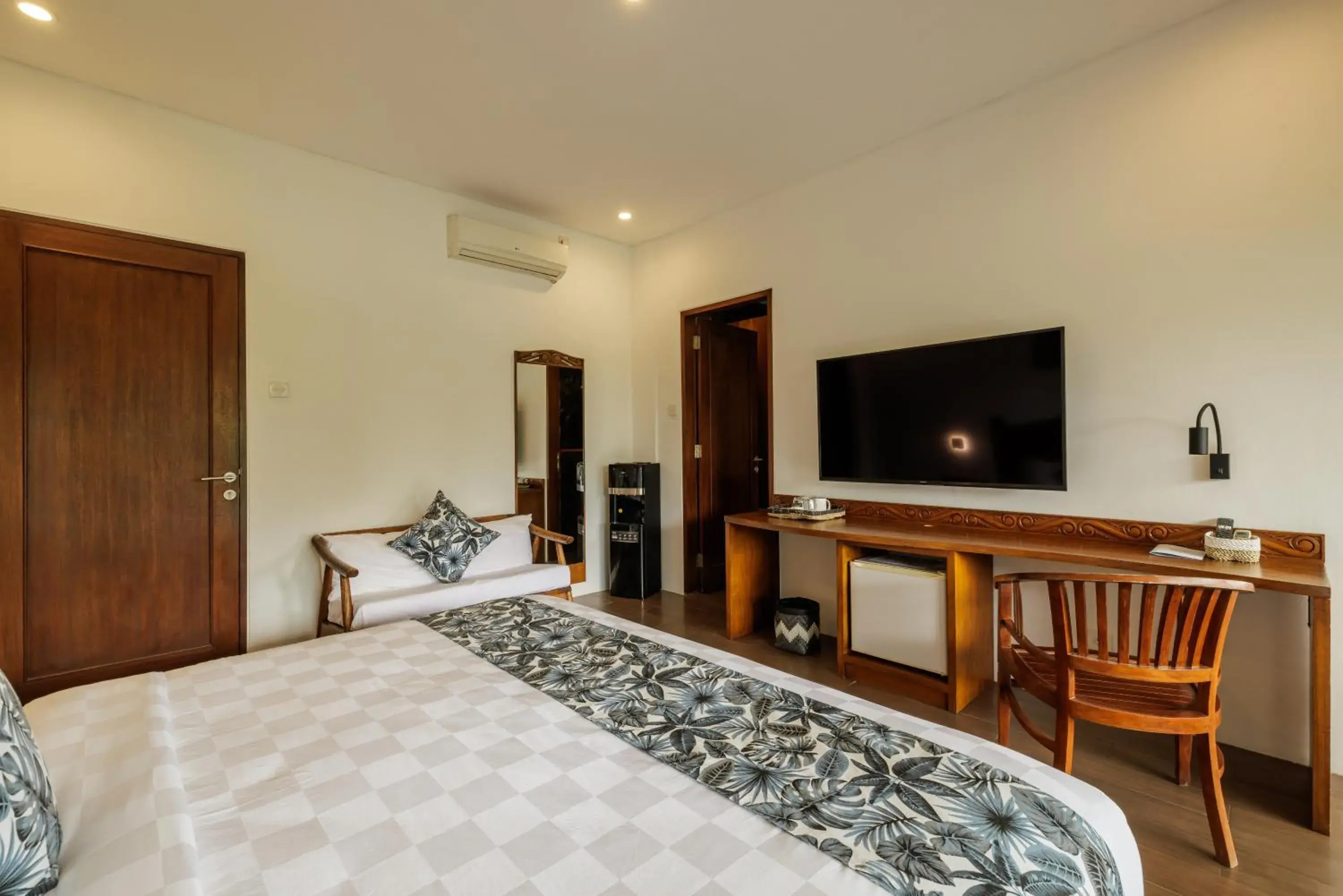 Photo of the whole room, Bed in Ubud Dedari Villas