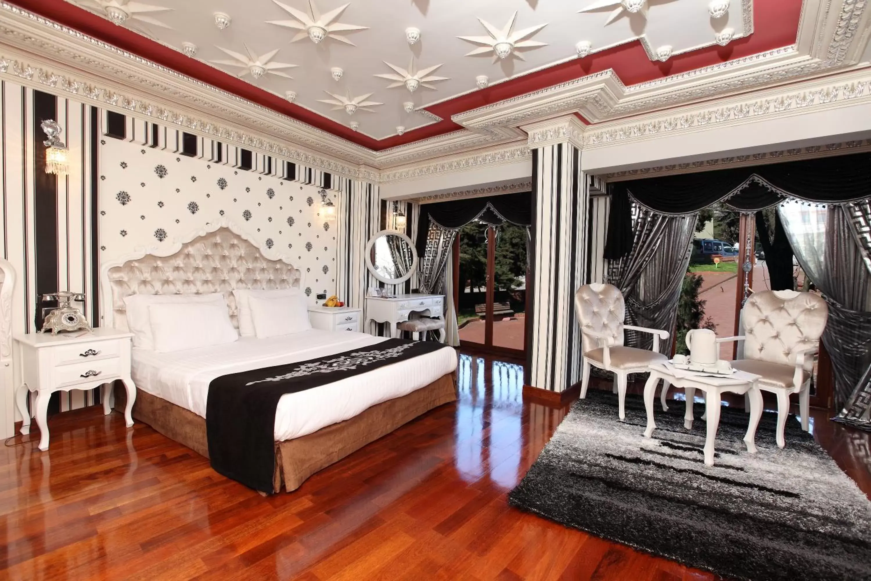 Decorative detail in Deluxe Golden Horn Sultanahmet Hotel