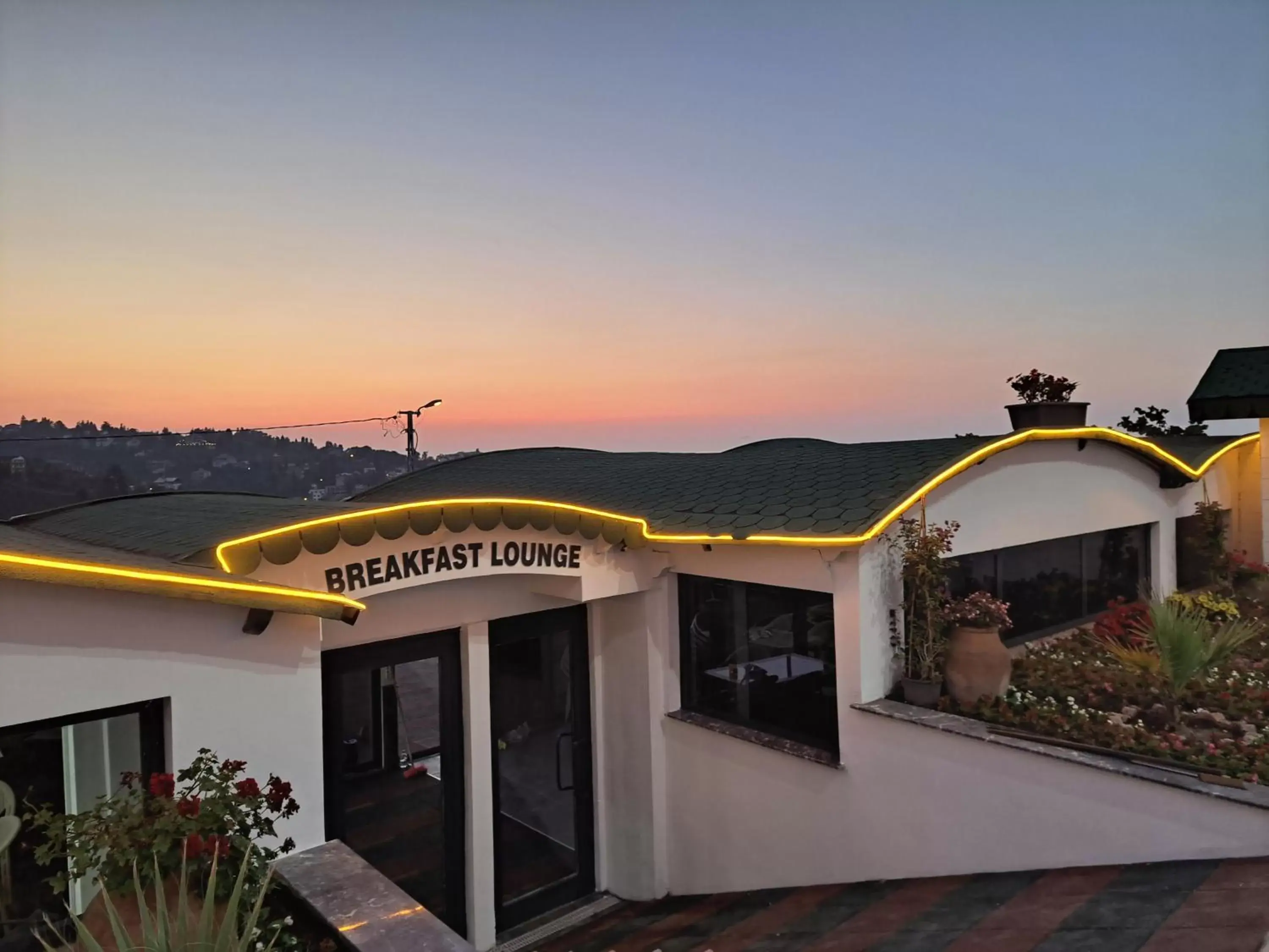 Breakfast in Perla Blanca Hotel