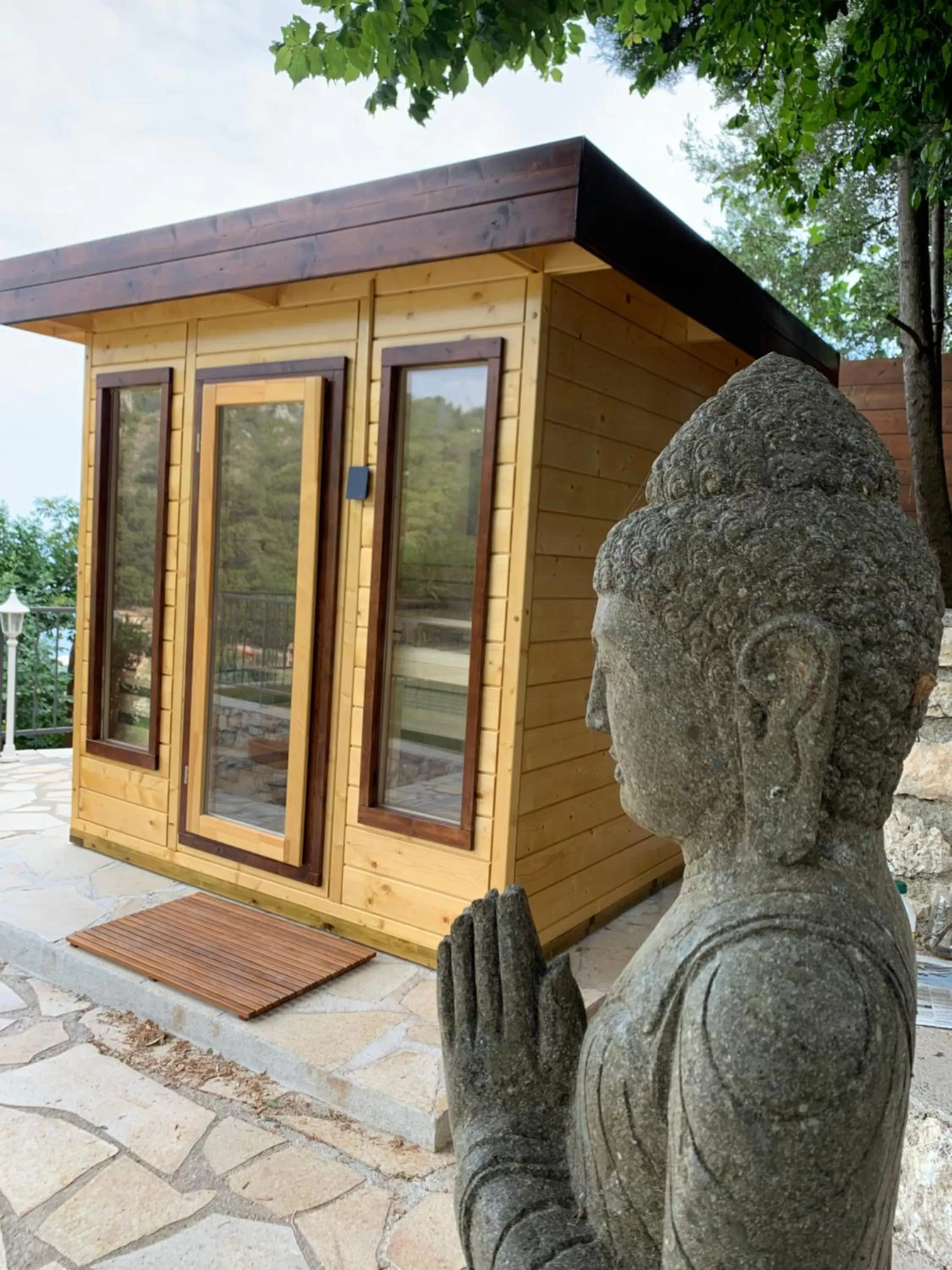 Sauna in Monte Carlo View and Spa