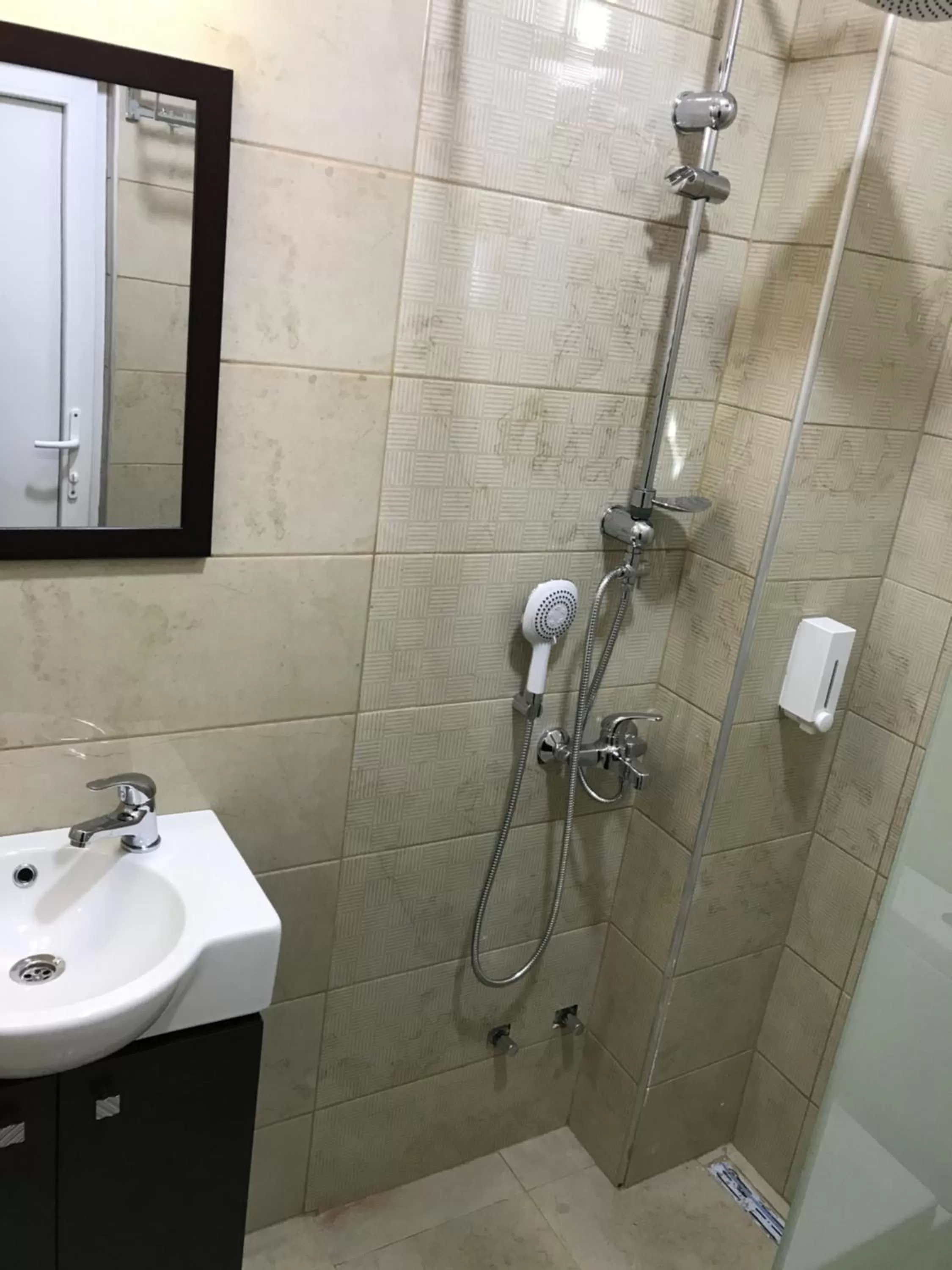 Bathroom in Villa Nina Hotel & Lounge bar