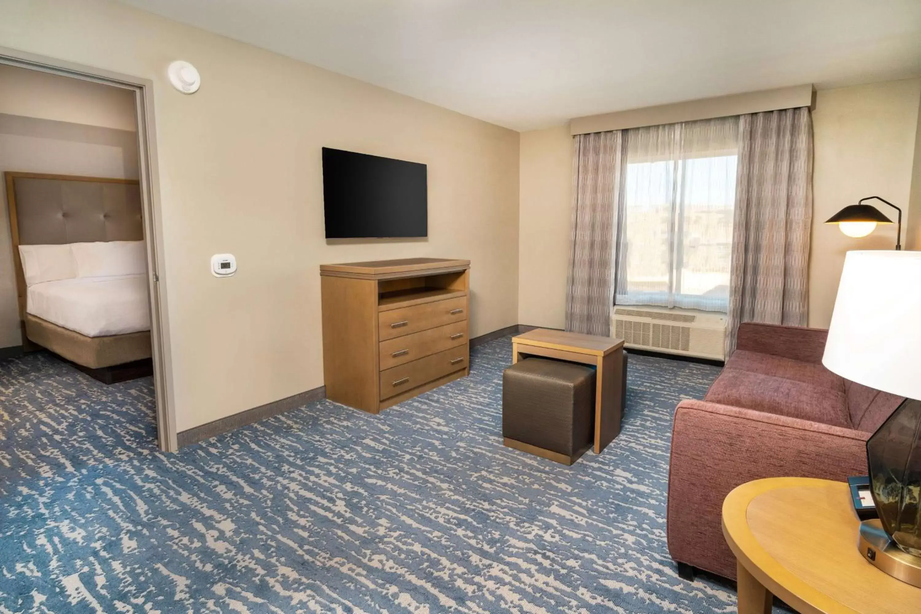 Living room, TV/Entertainment Center in Homewood Suites By Hilton Livermore, Ca