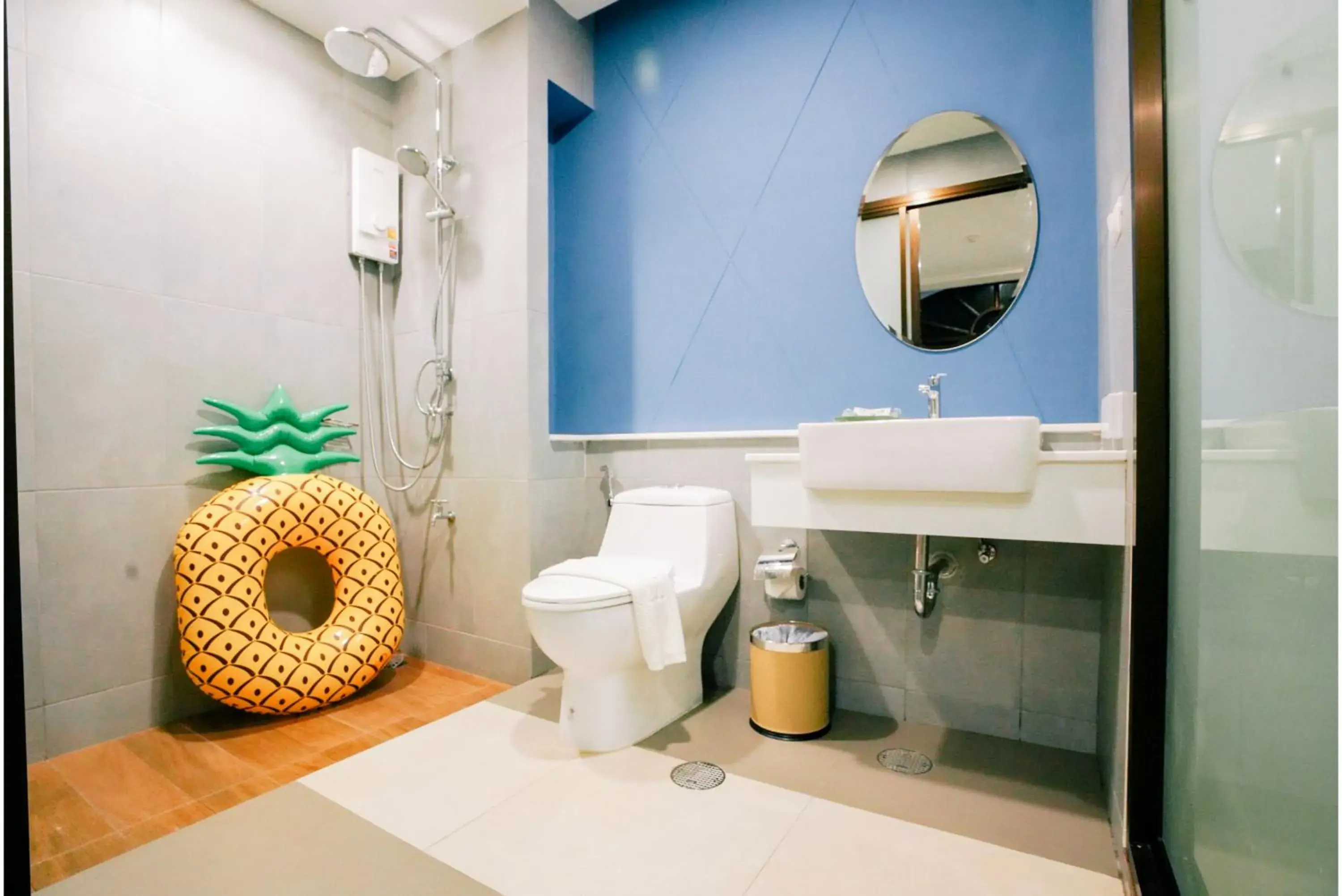 Bathroom in The Pineapple Hotel