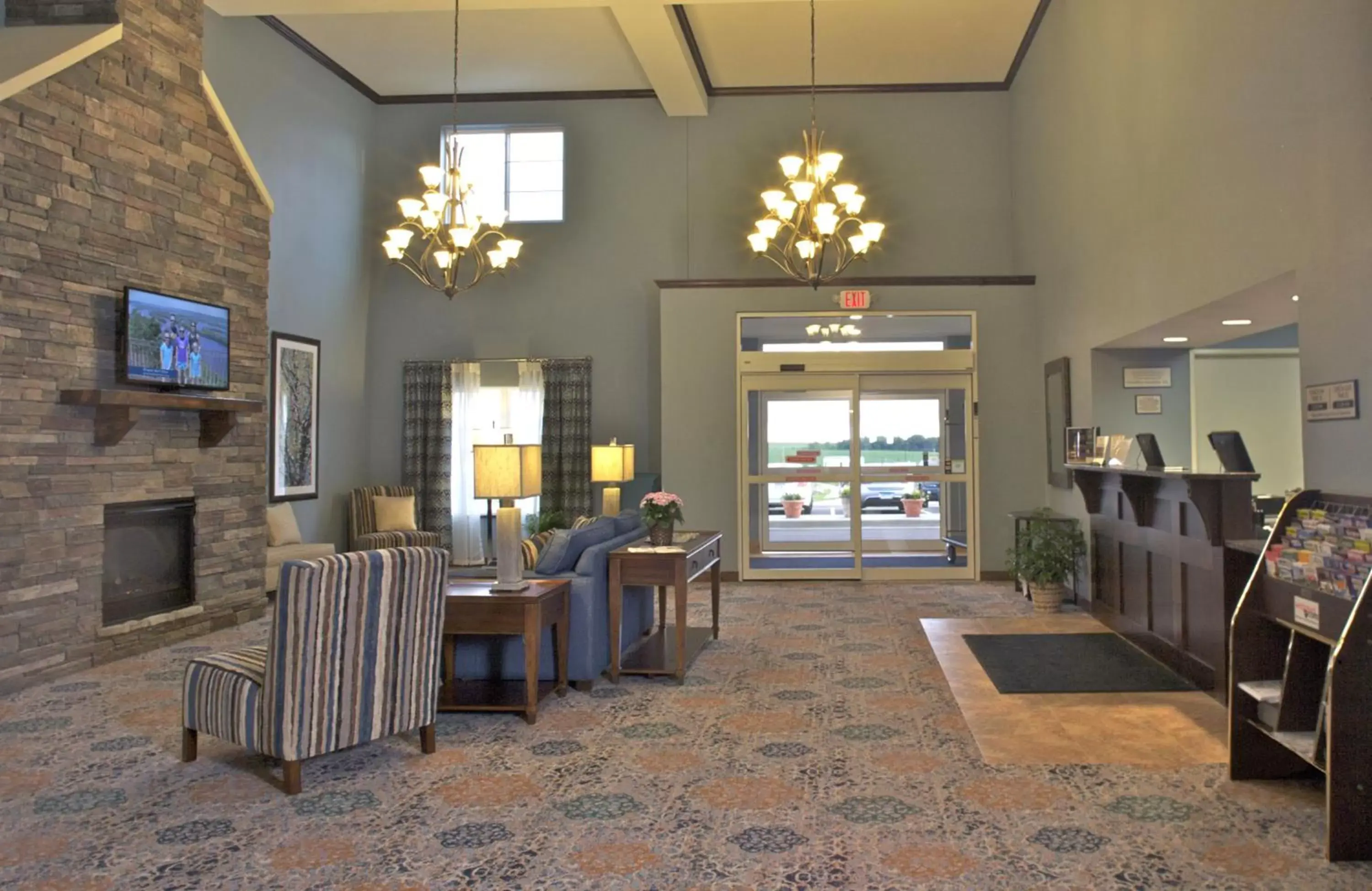 Lobby or reception in Grandstay Hotel & Suites Mount Horeb - Madison