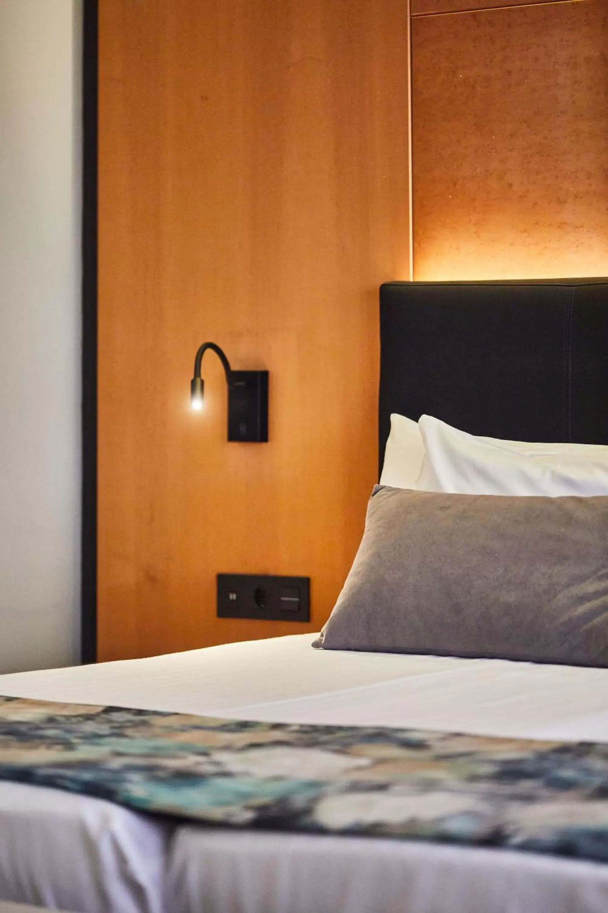 Decorative detail, Bed in Silken Al-Andalus Palace Decorative detail, Bed in Silken Al-Andalus Palace