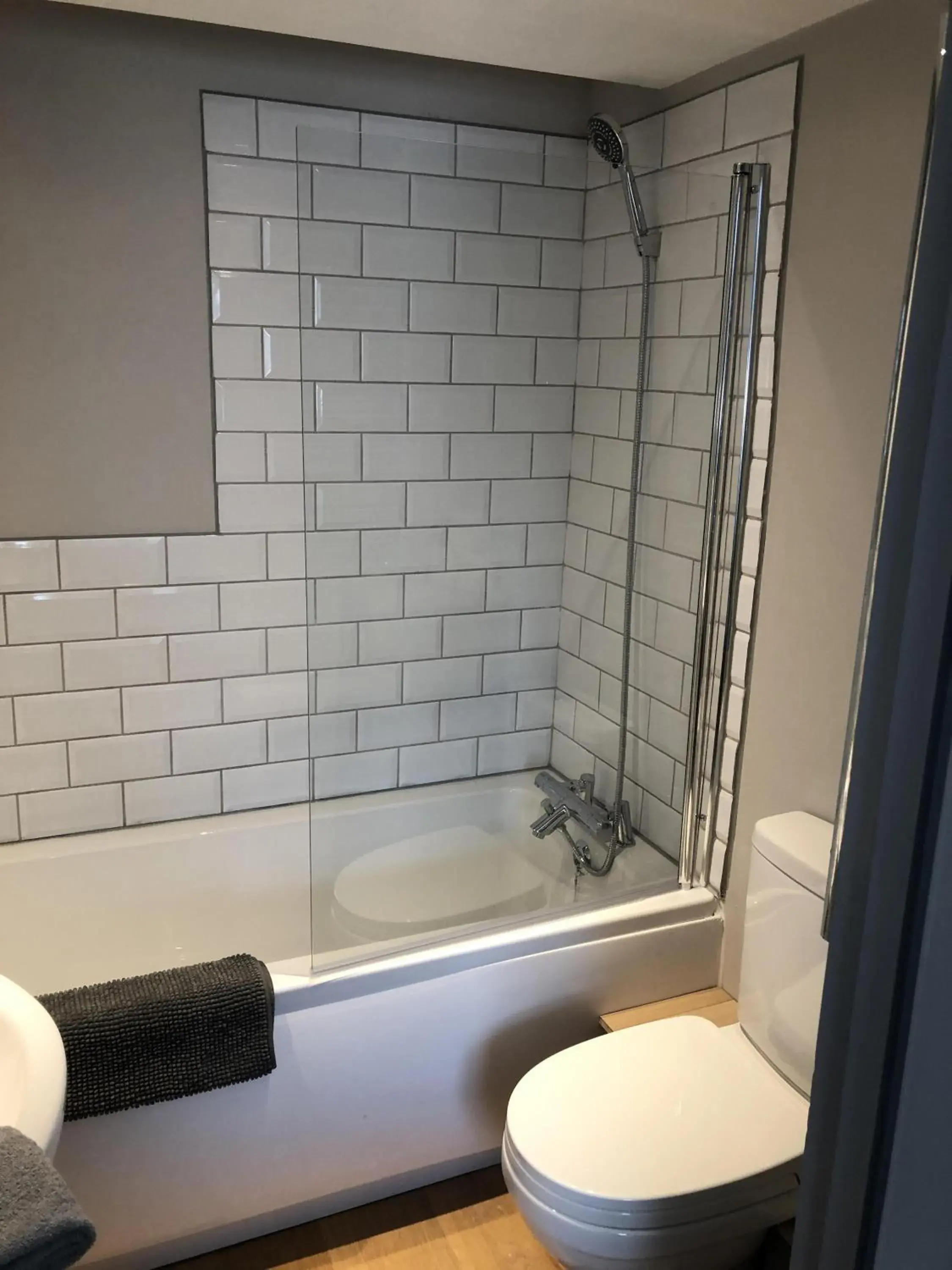 Bedroom, Bathroom in EI8HT Brighton Guest Accommodation