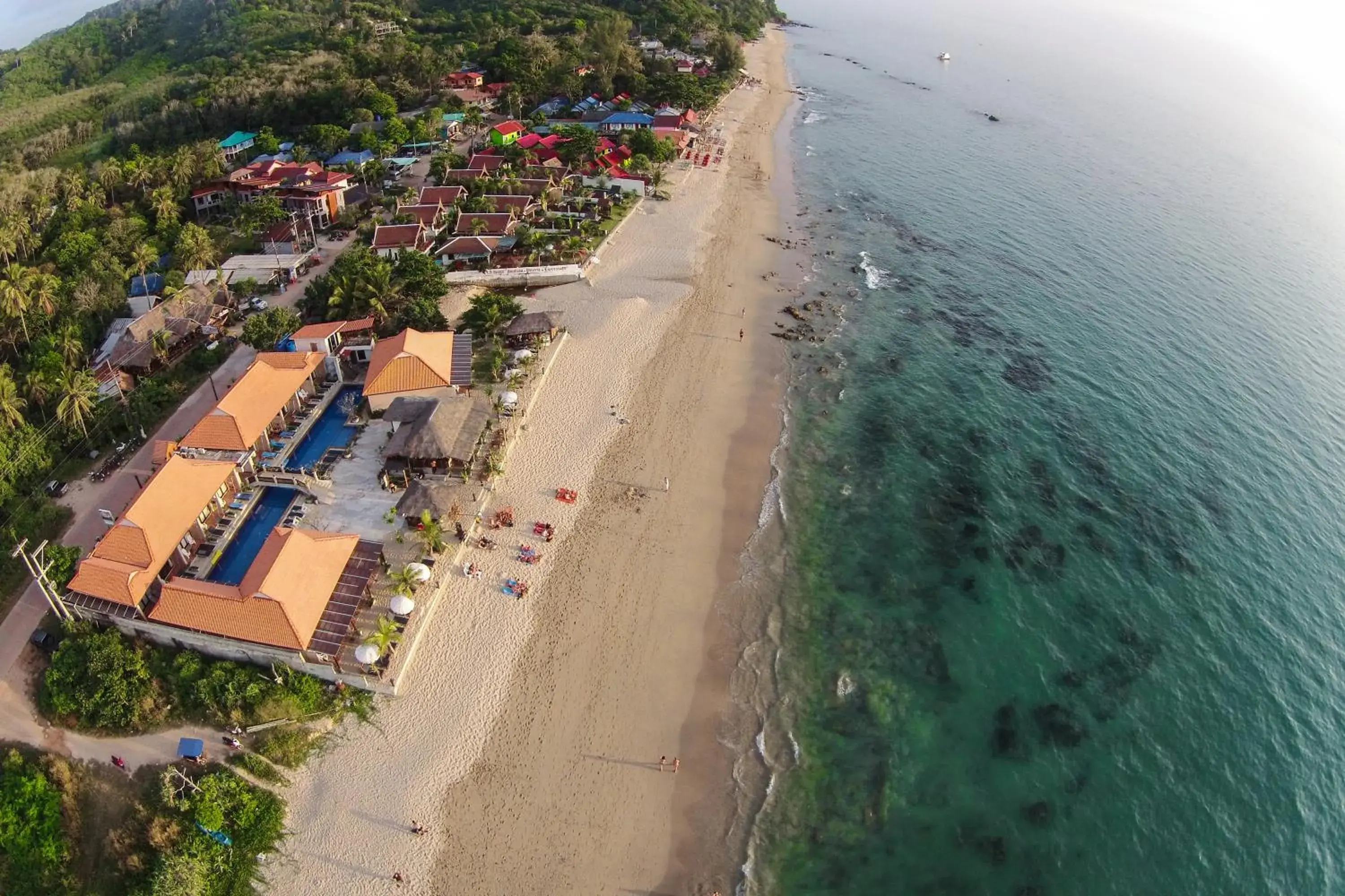 Bird's eye view, Bird's-eye View in Peace Paradise Beach