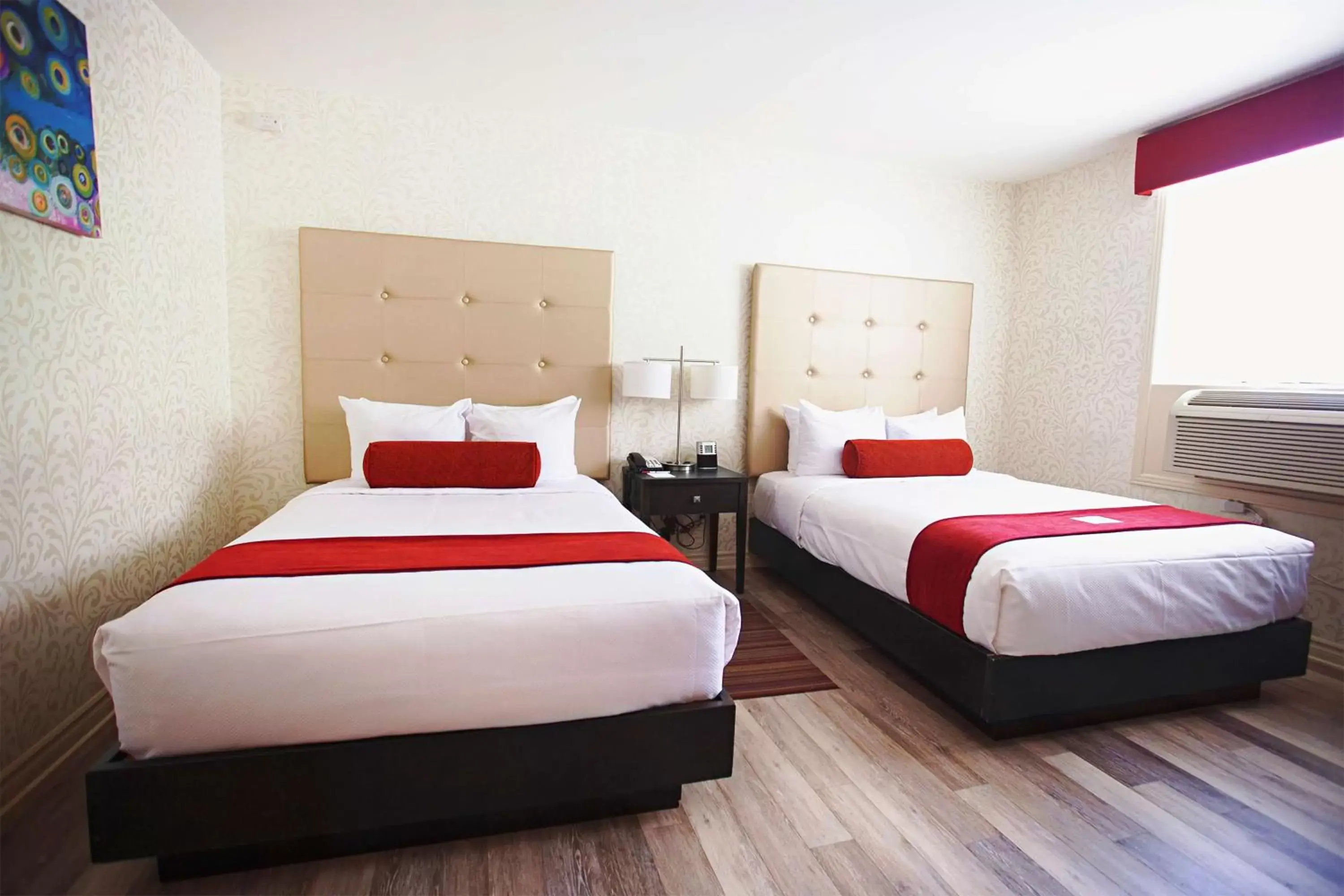 Photo of the whole room, Bed in Best Western Plus Montreal Downtown- Hotel Europa Photo of the whole room, Bed in Best Western Plus Montreal Downtown- Hotel Europa