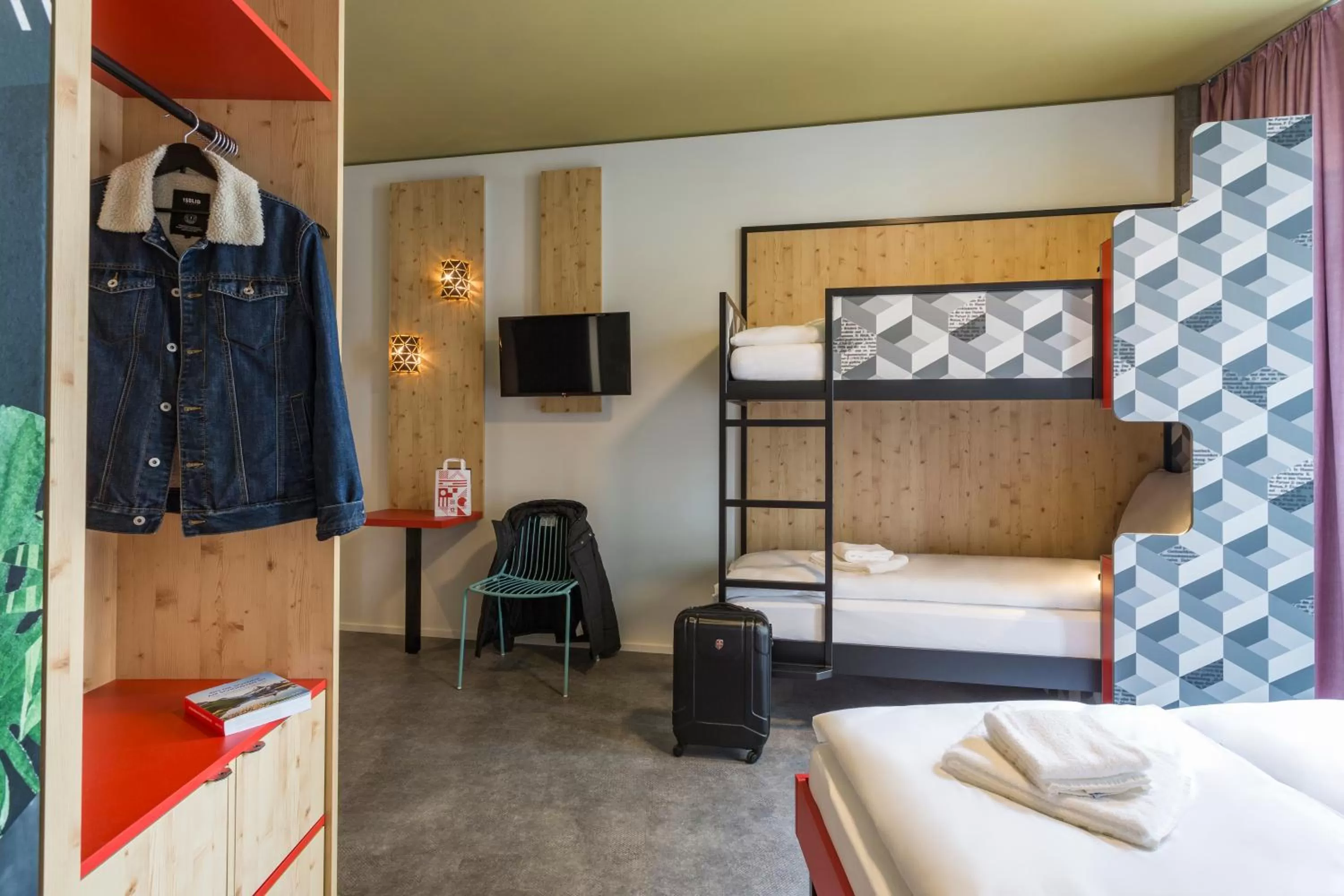 Bedroom, Bunk Bed in MEININGER Hotel Zürich Greencity