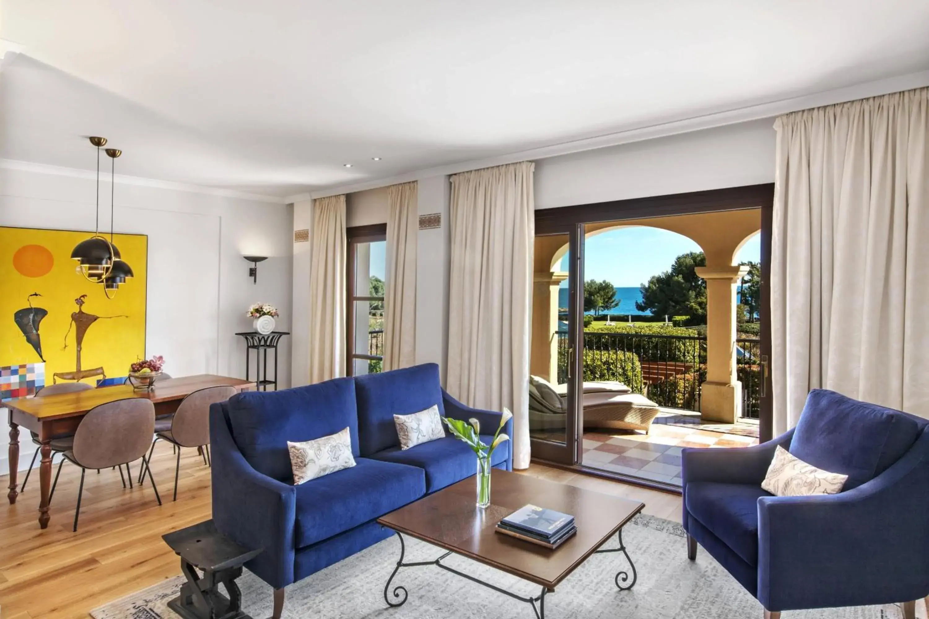 Living room, Seating Area in The St. Regis Mardavall Mallorca Resort