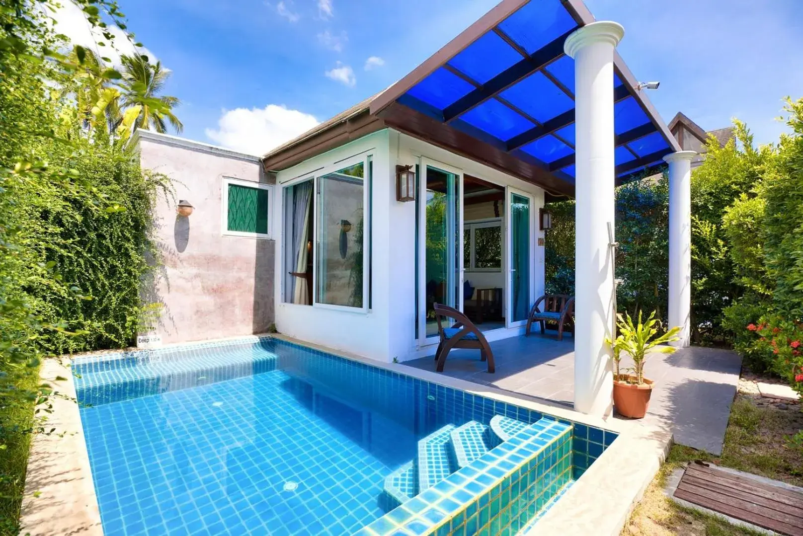 Property building, Swimming Pool in Sea Valley Resort