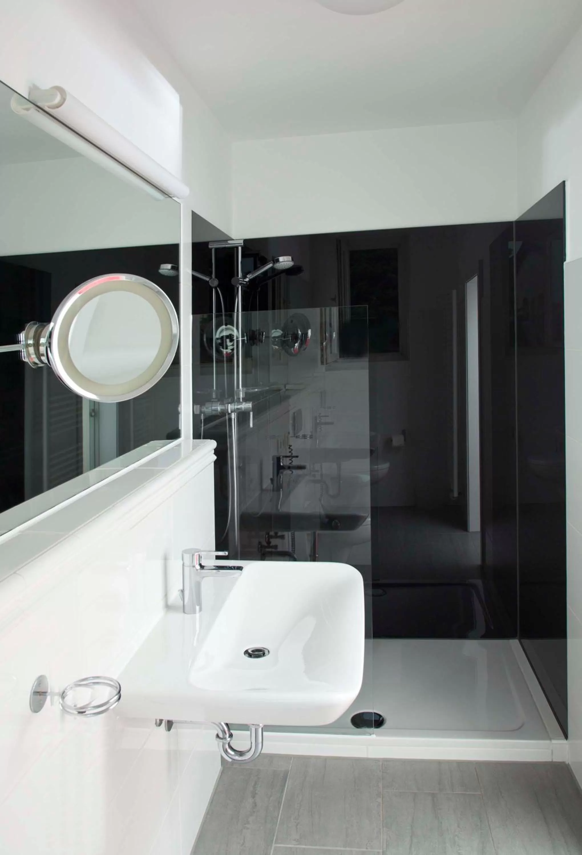 Bathroom in Hotel Bamberger Hof Bellevue