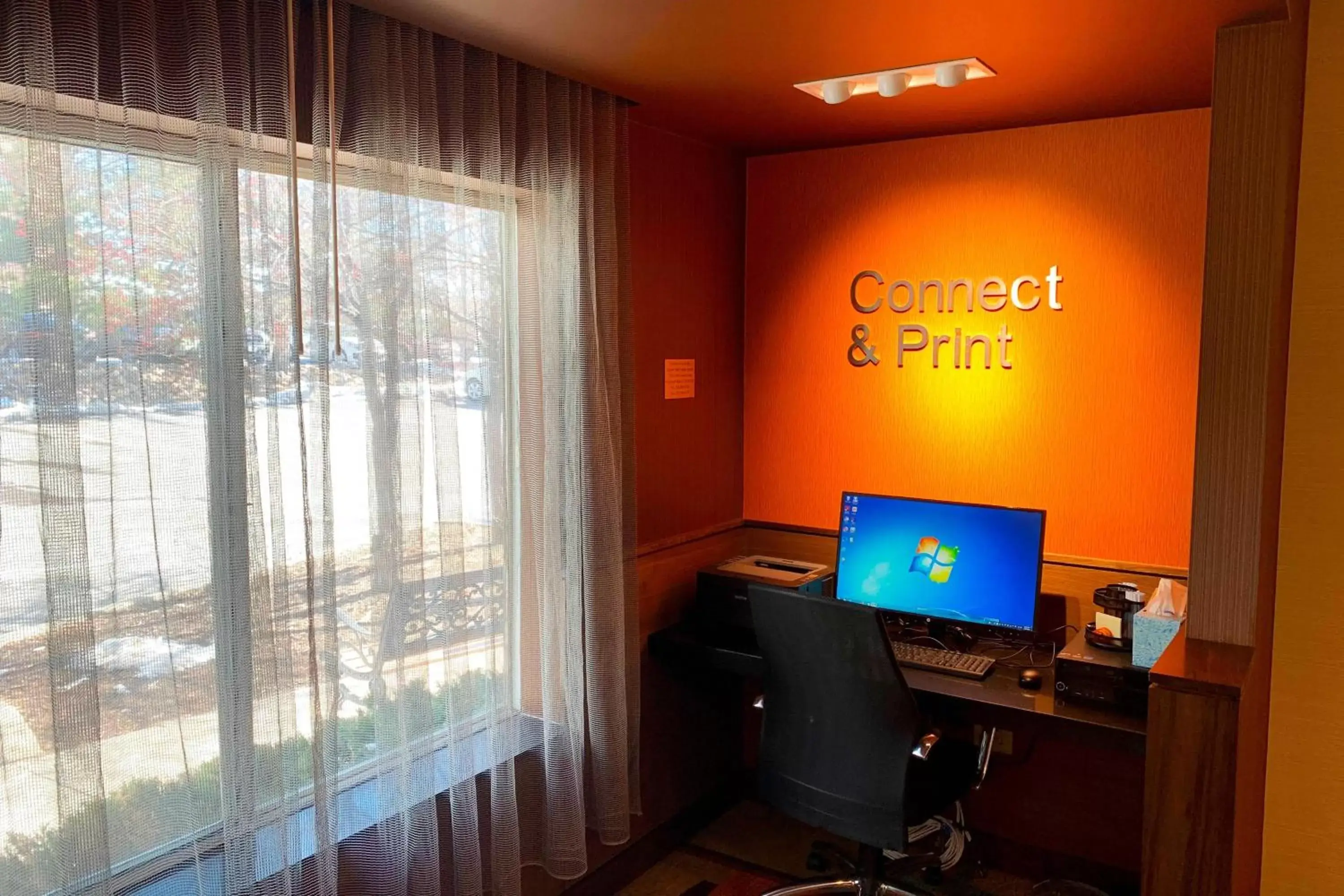 Business facilities in Fairfield Inn & Suites by Marriott Denver Tech Center/ South