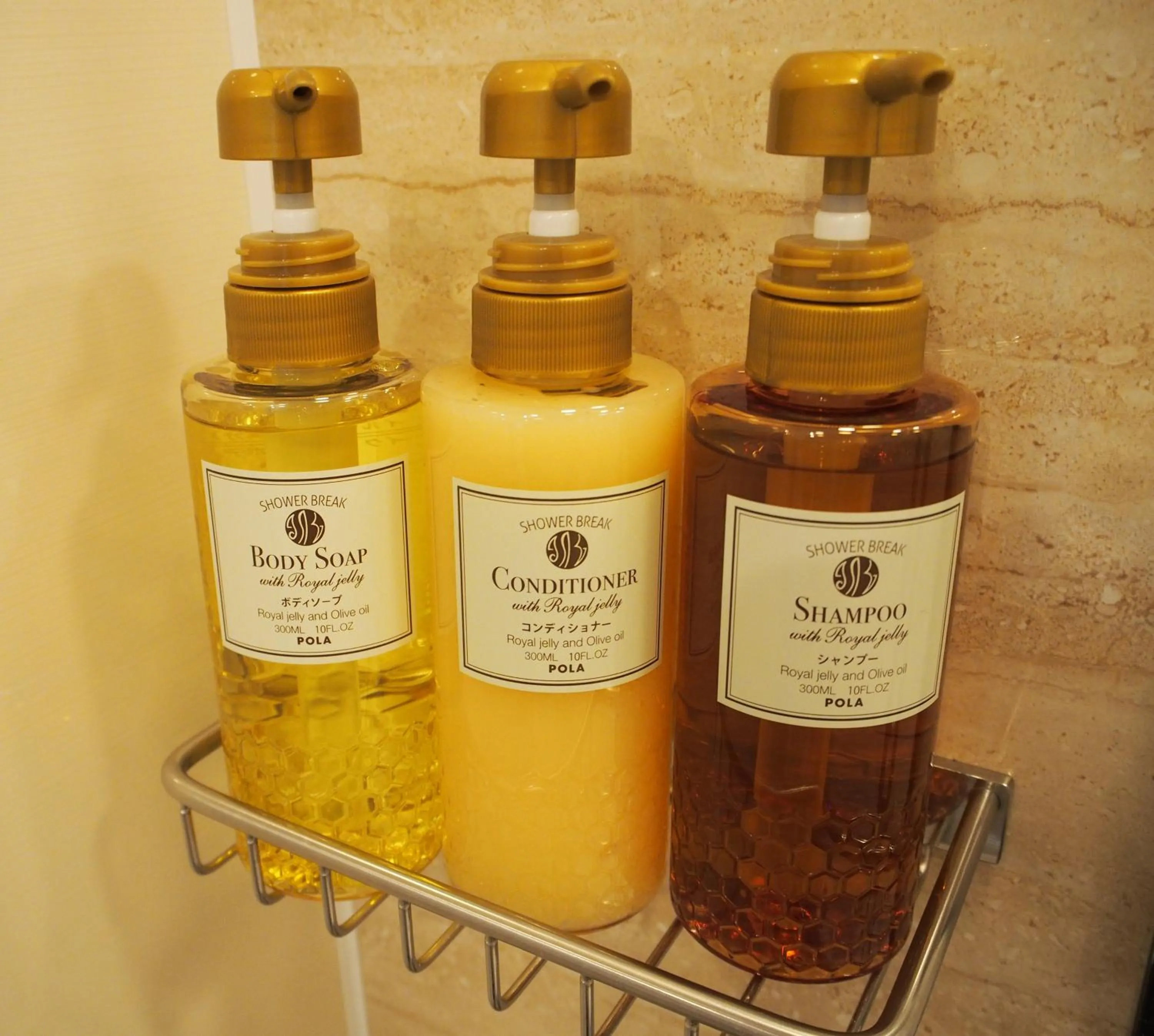 Shower in Smart Condo Tomari