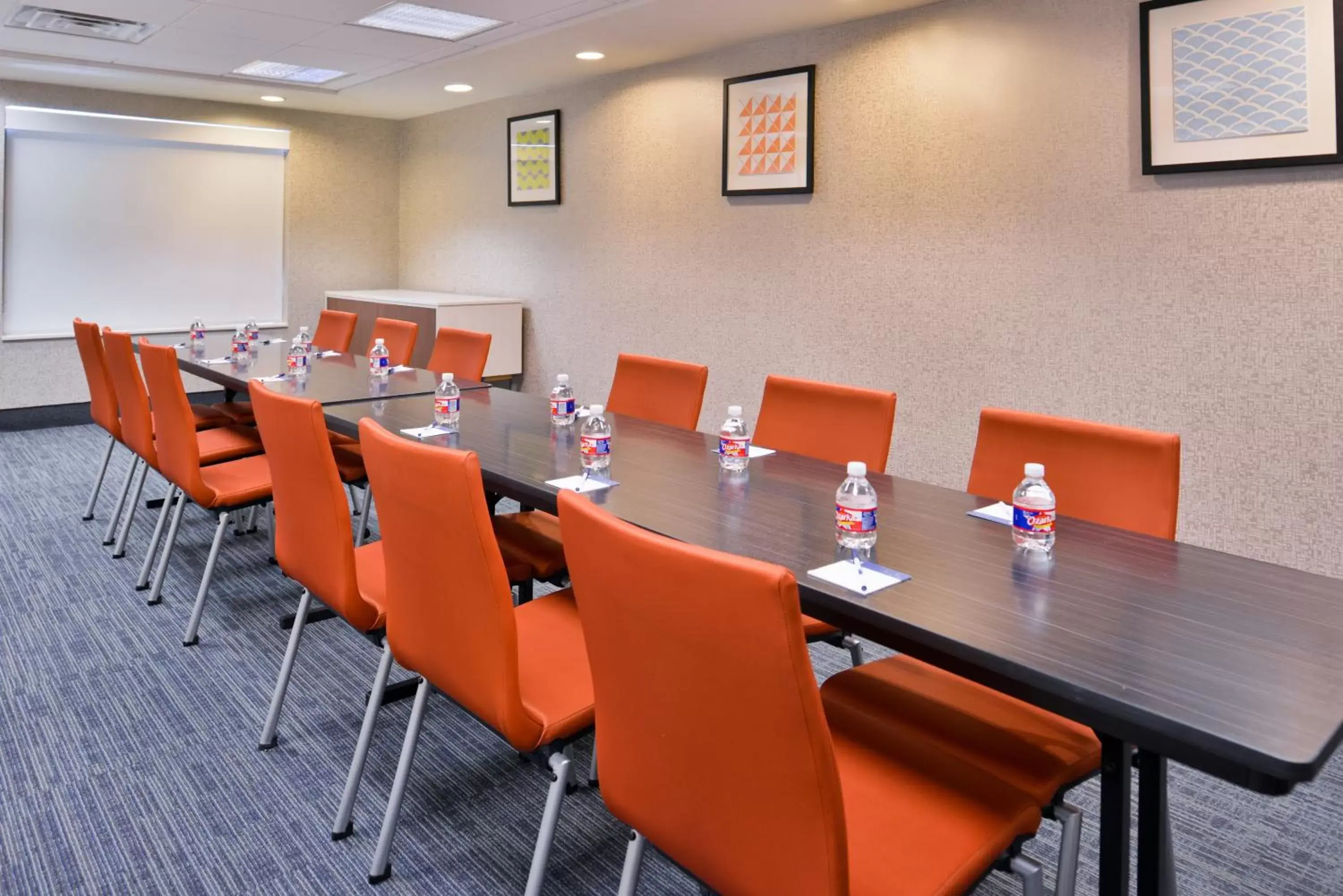 Meeting/conference room in Holiday Inn Express & Suites Selma, an IHG Hotel