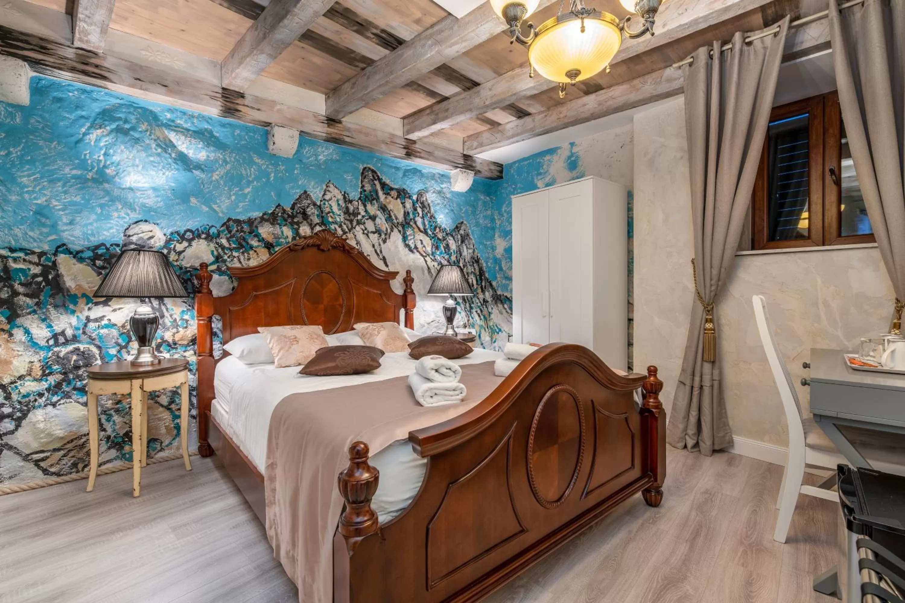 Bed in Heritage Palace Varos - MAG Quaint & Elegant Boutique Hotels