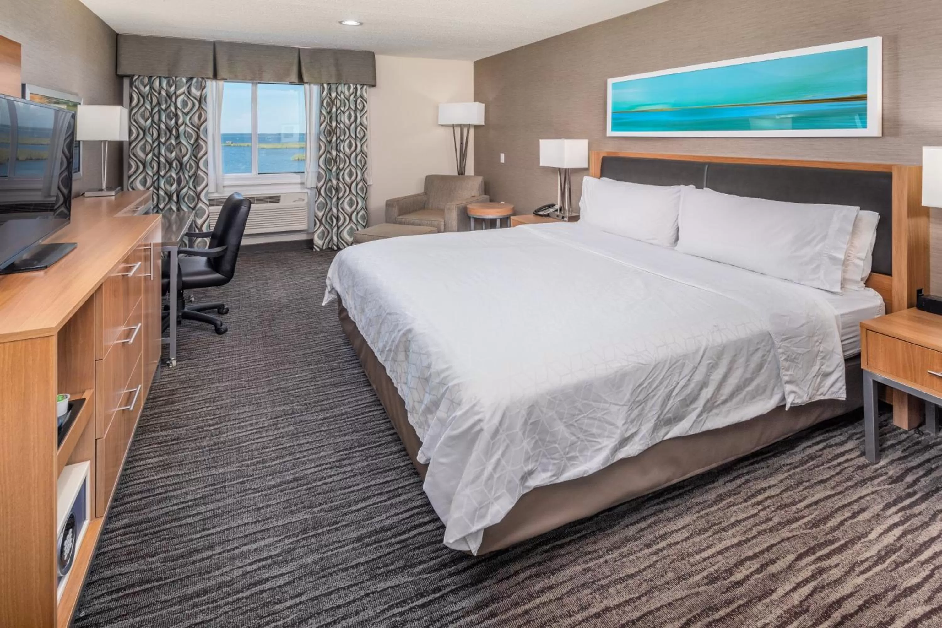 Photo of the whole room, Bed in Holiday Inn Express Annapolis East-Kent Island by IHG
