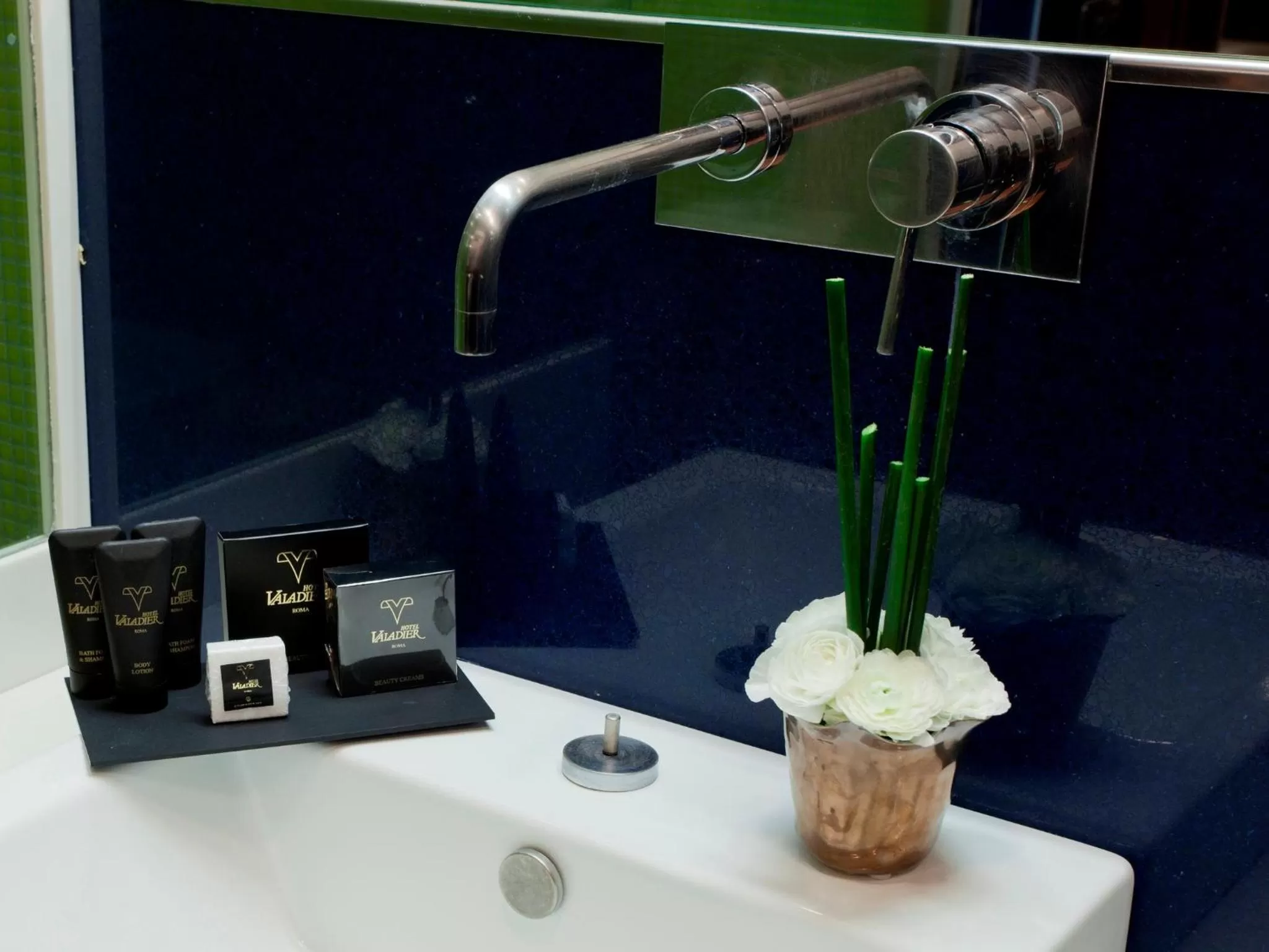 Bathroom in Hotel Valadier