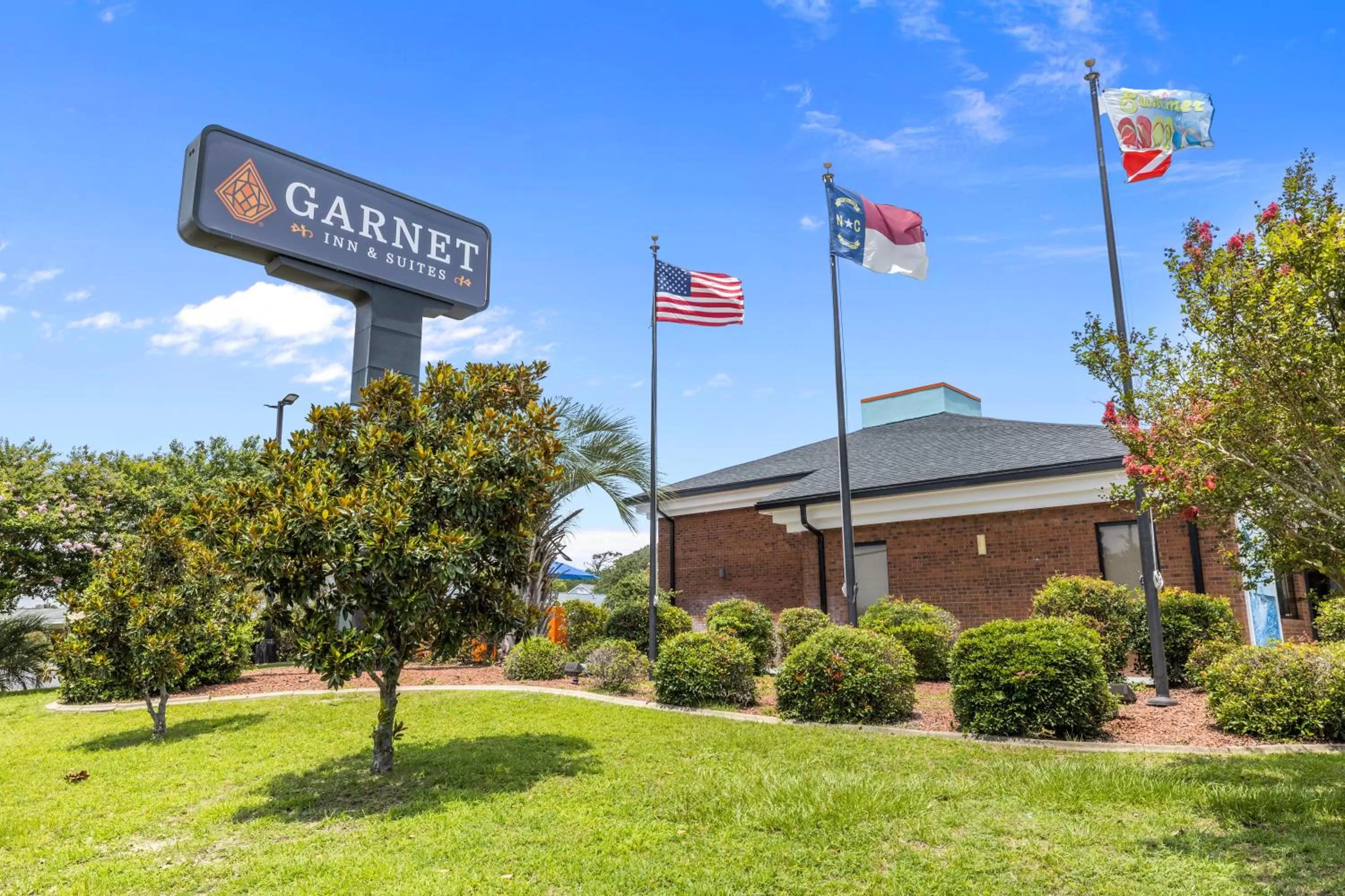Property building in Garnet Inn & Suites, Morehead City near Atlantic Beach