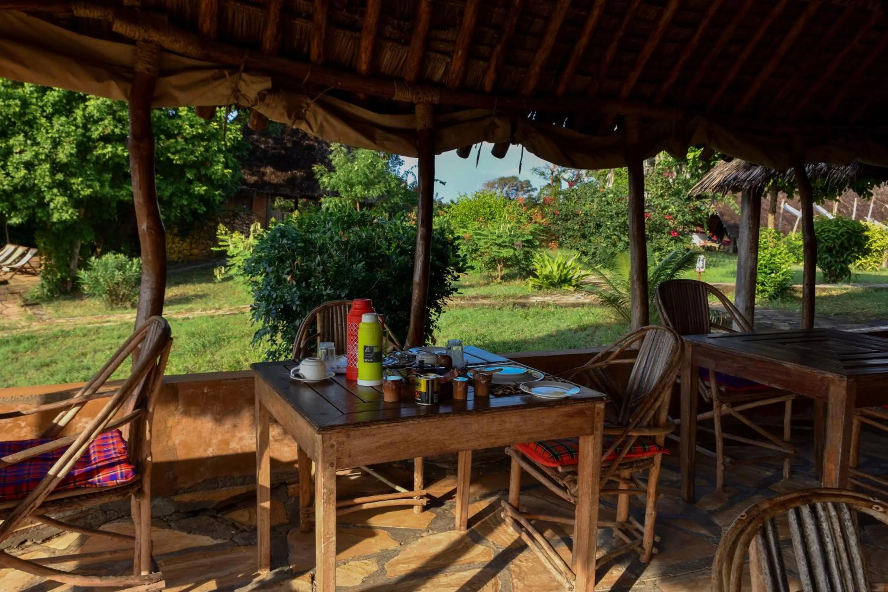 Restaurant/places to eat in Bahari Pori Resort