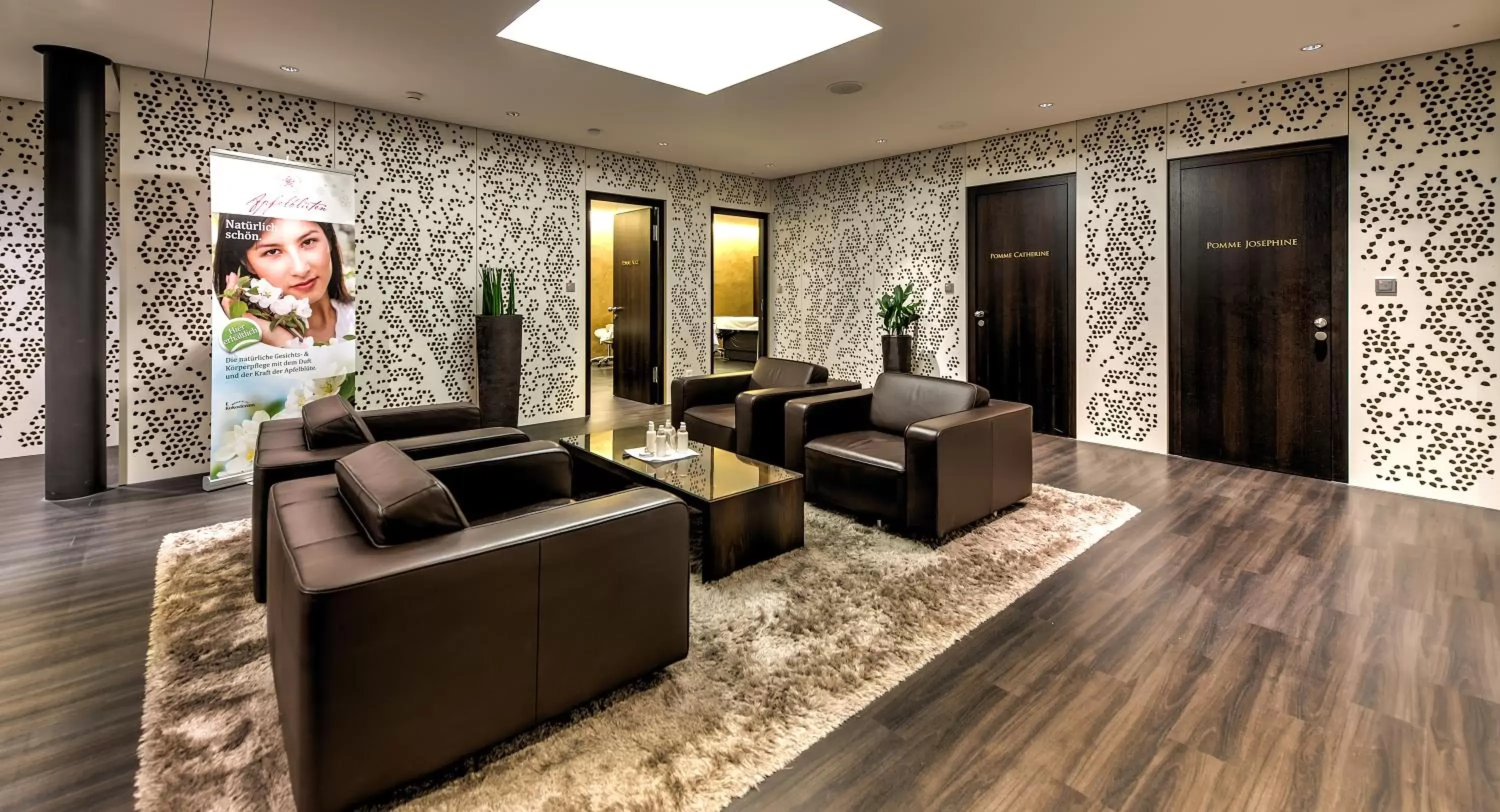 Massage, Lobby/Reception in Wellnesshotel Golf Panorama