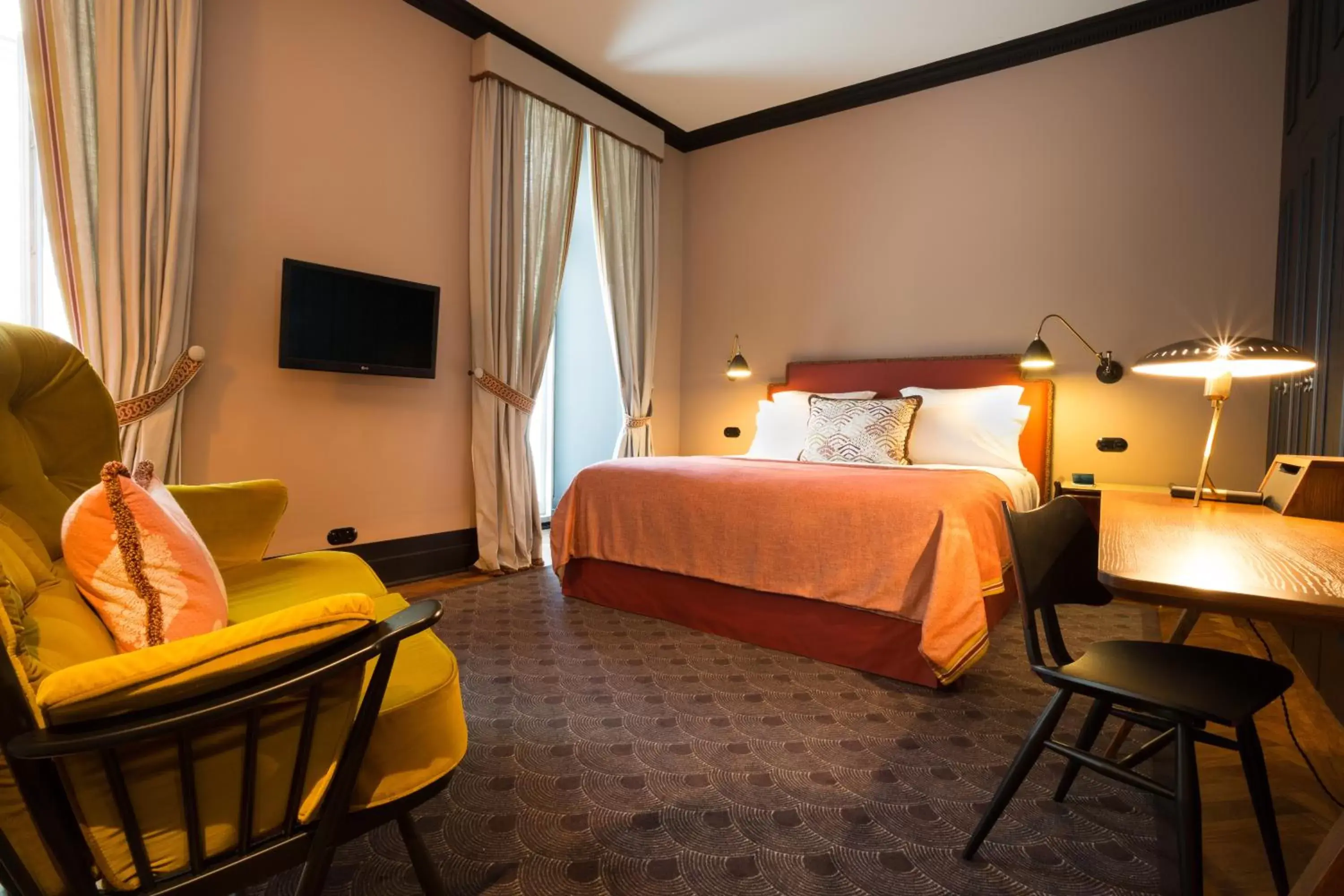 Deluxe Double Room in Hotel Valverde Lisboa - Relais & Chateaux