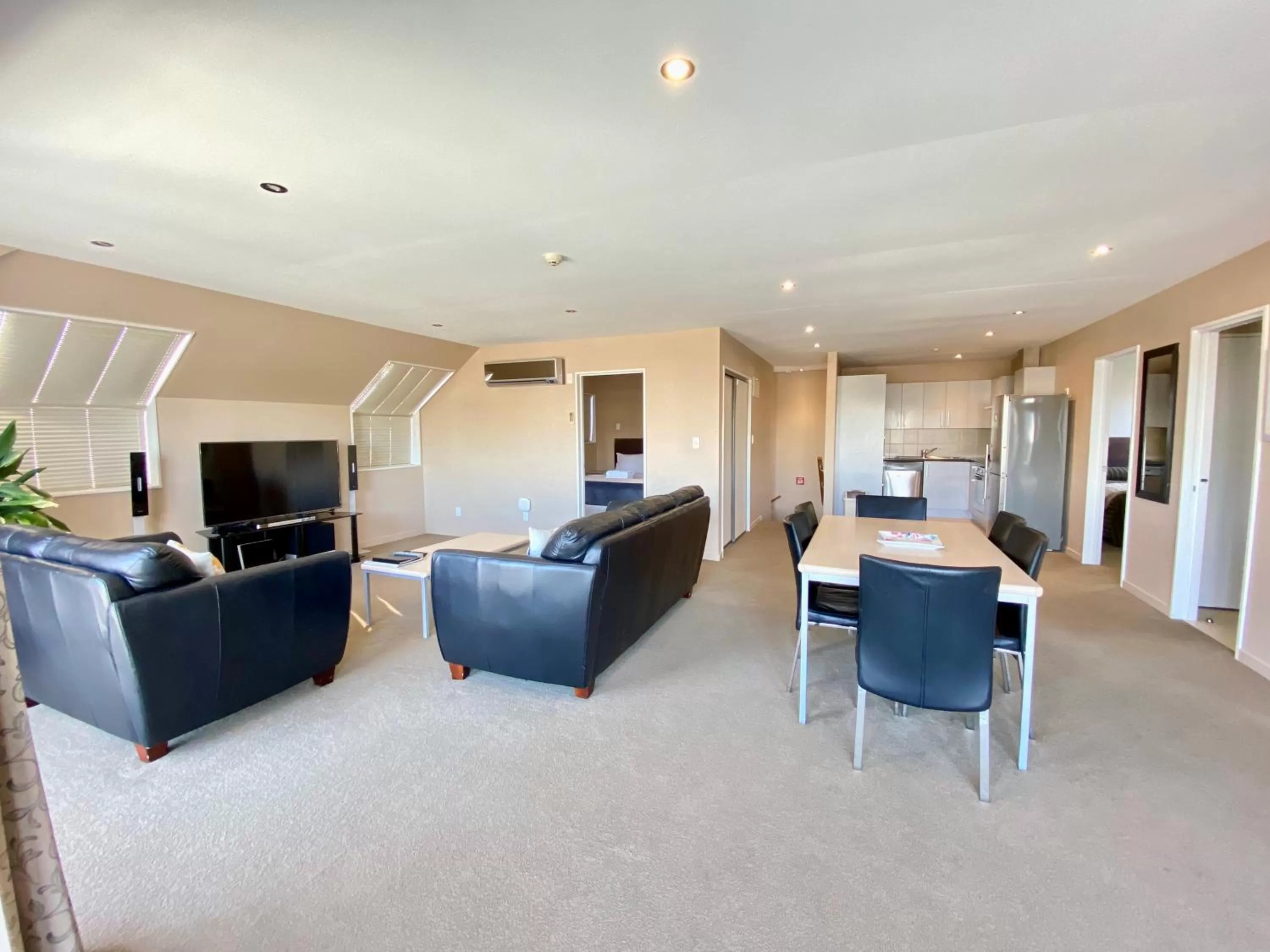 Kitchen or kitchenette in Alpha Motel with Spa-Bath