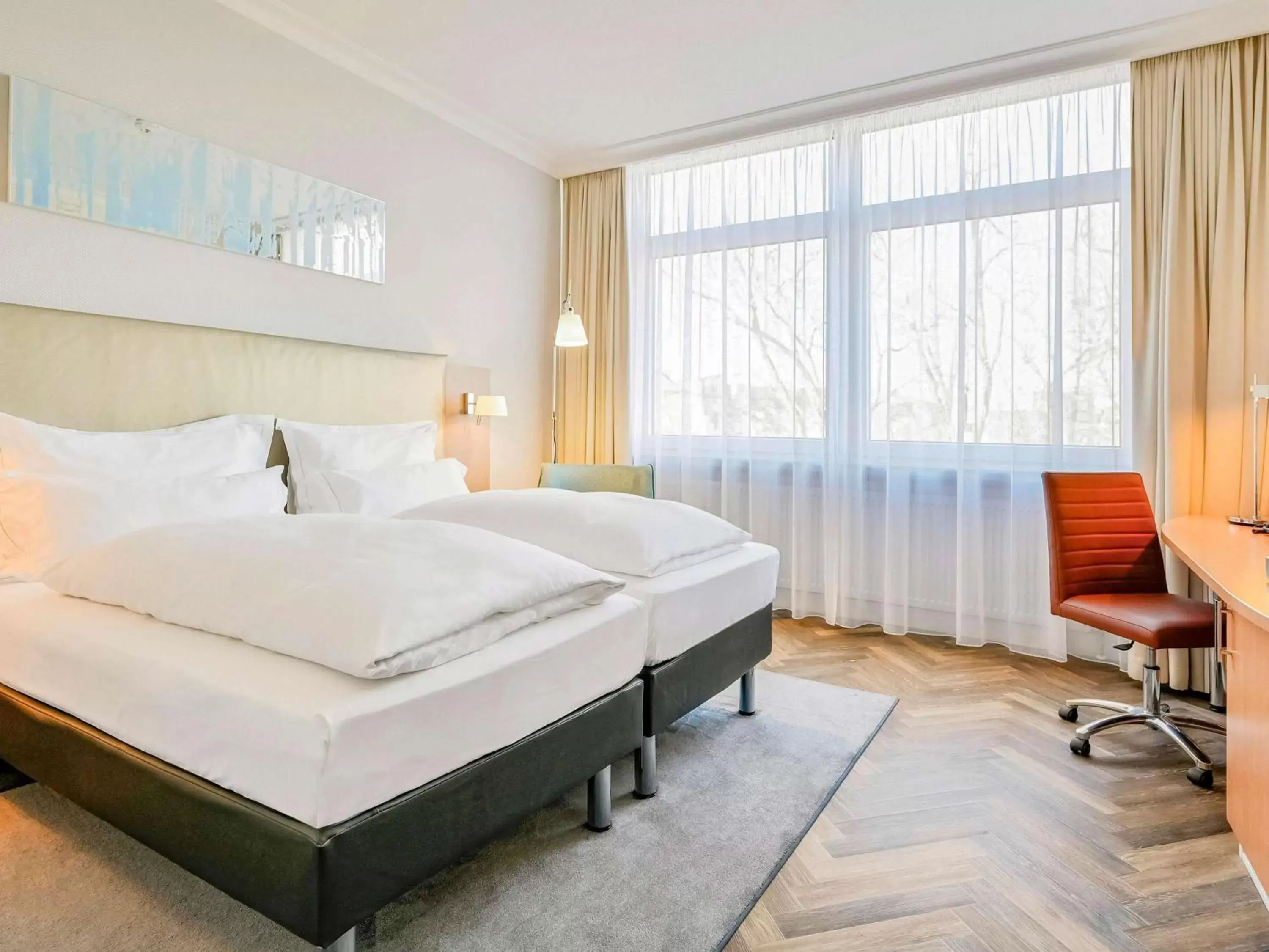 Bedroom, Bed in Mercure Hotel Koeln Belfortstrasse