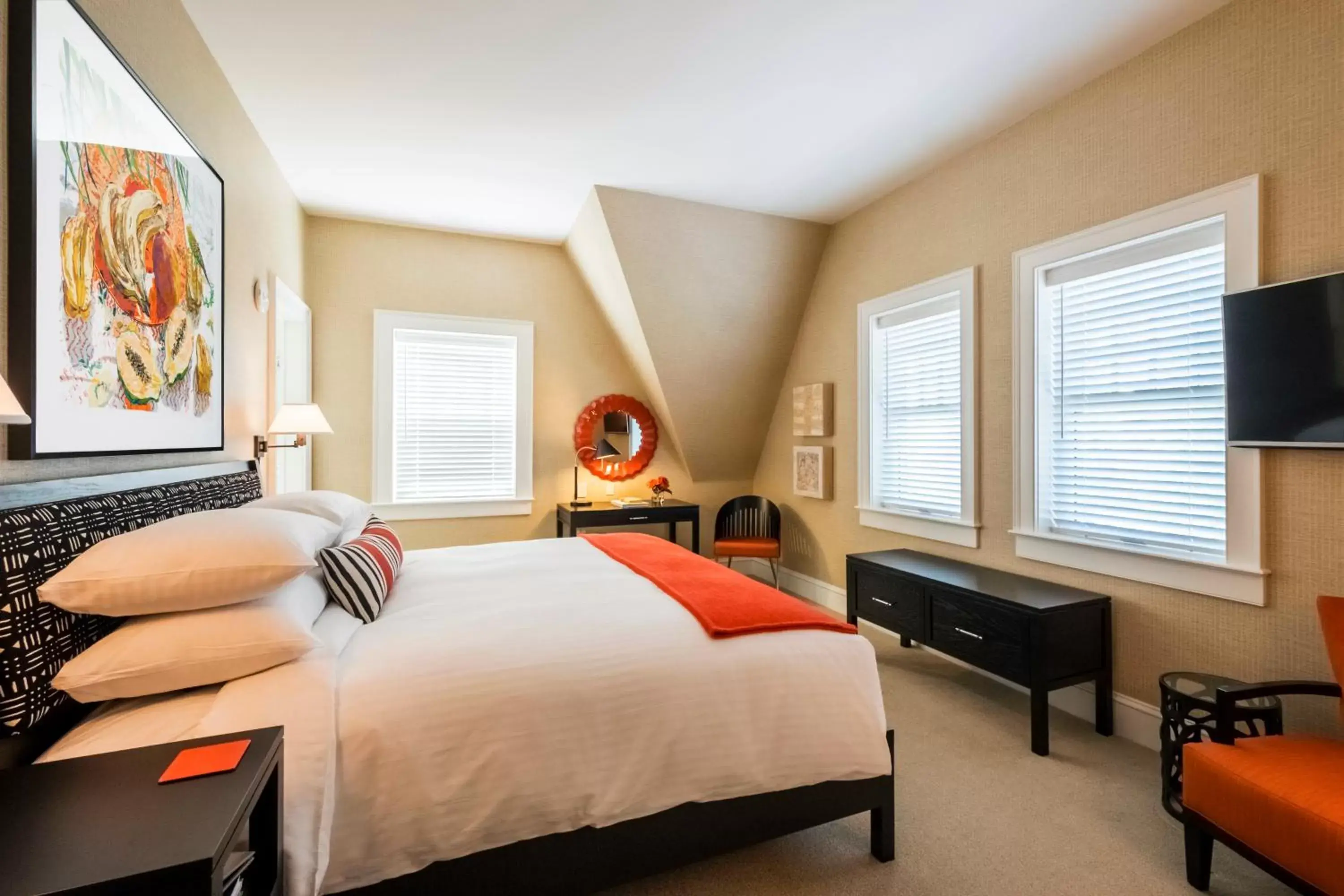 King Room - Wallcourt Hall in Inns of Aurora Resort & Spa King Room - Wallcourt Hall in Inns of Aurora Resort & Spa
