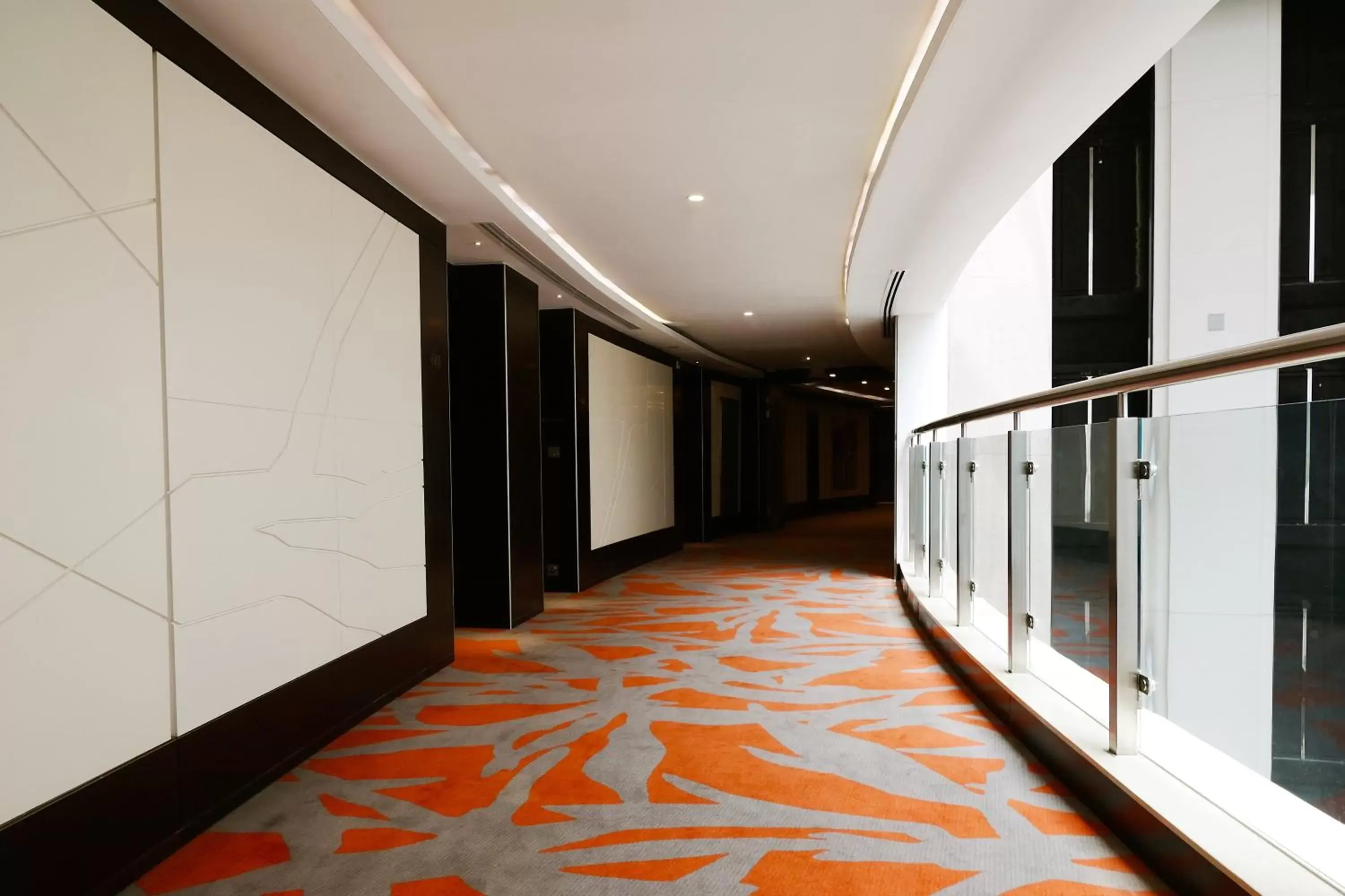 Lobby or reception in Crowne Plaza Doha - The Business Park, an IHG Hotel