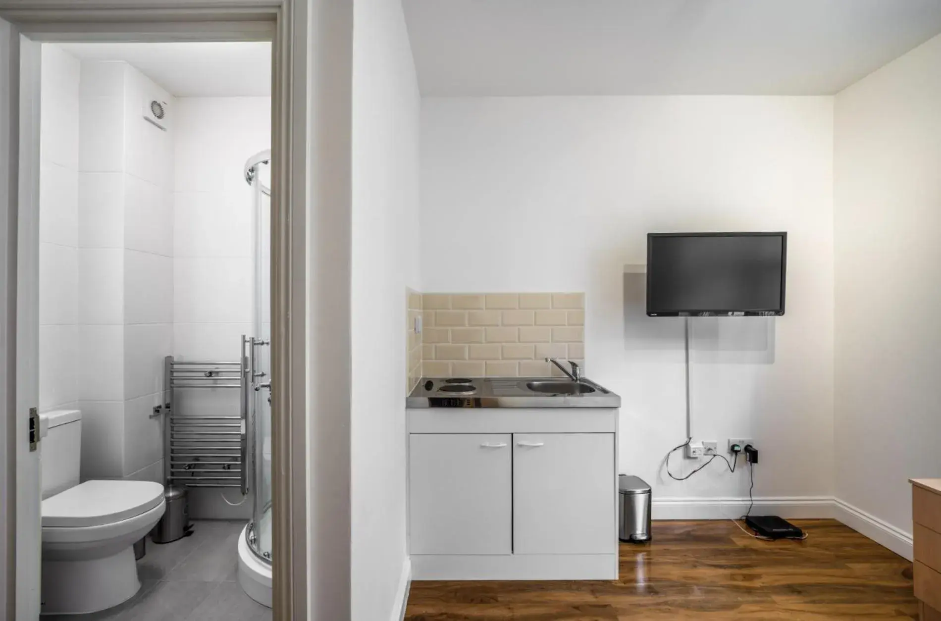 Kitchen or kitchenette in City Rooms