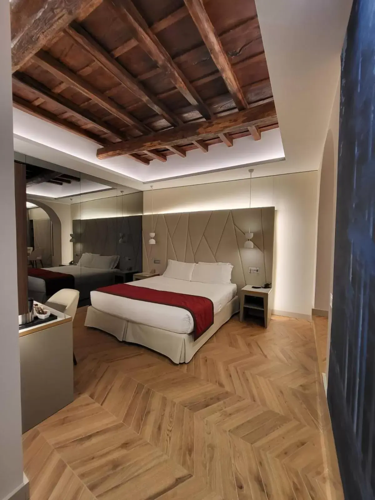 Bedroom in Harry's Bar Trevi Hotel & Restaurant