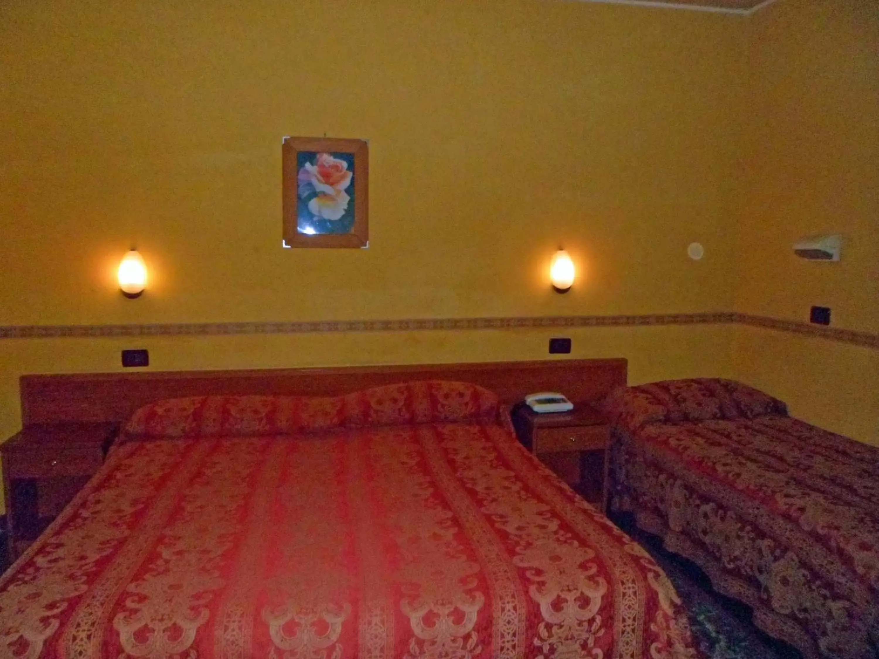 Bed in Motel Tempio