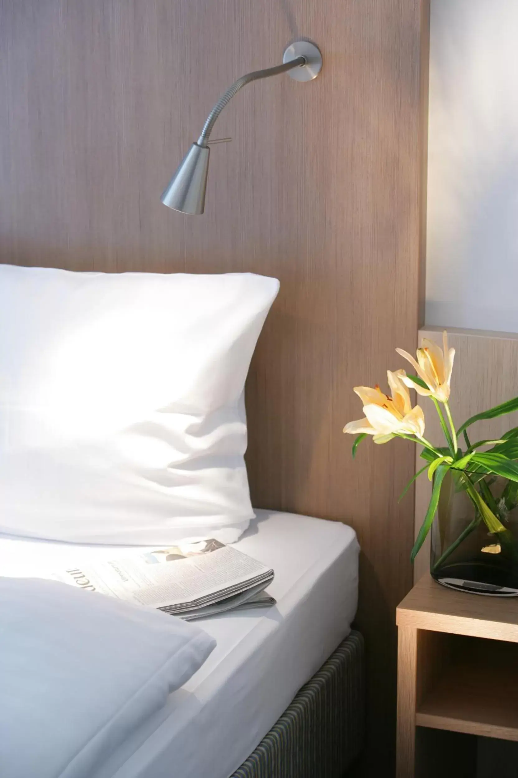 Bed in Hotel Senator München Bed in Hotel Senator München