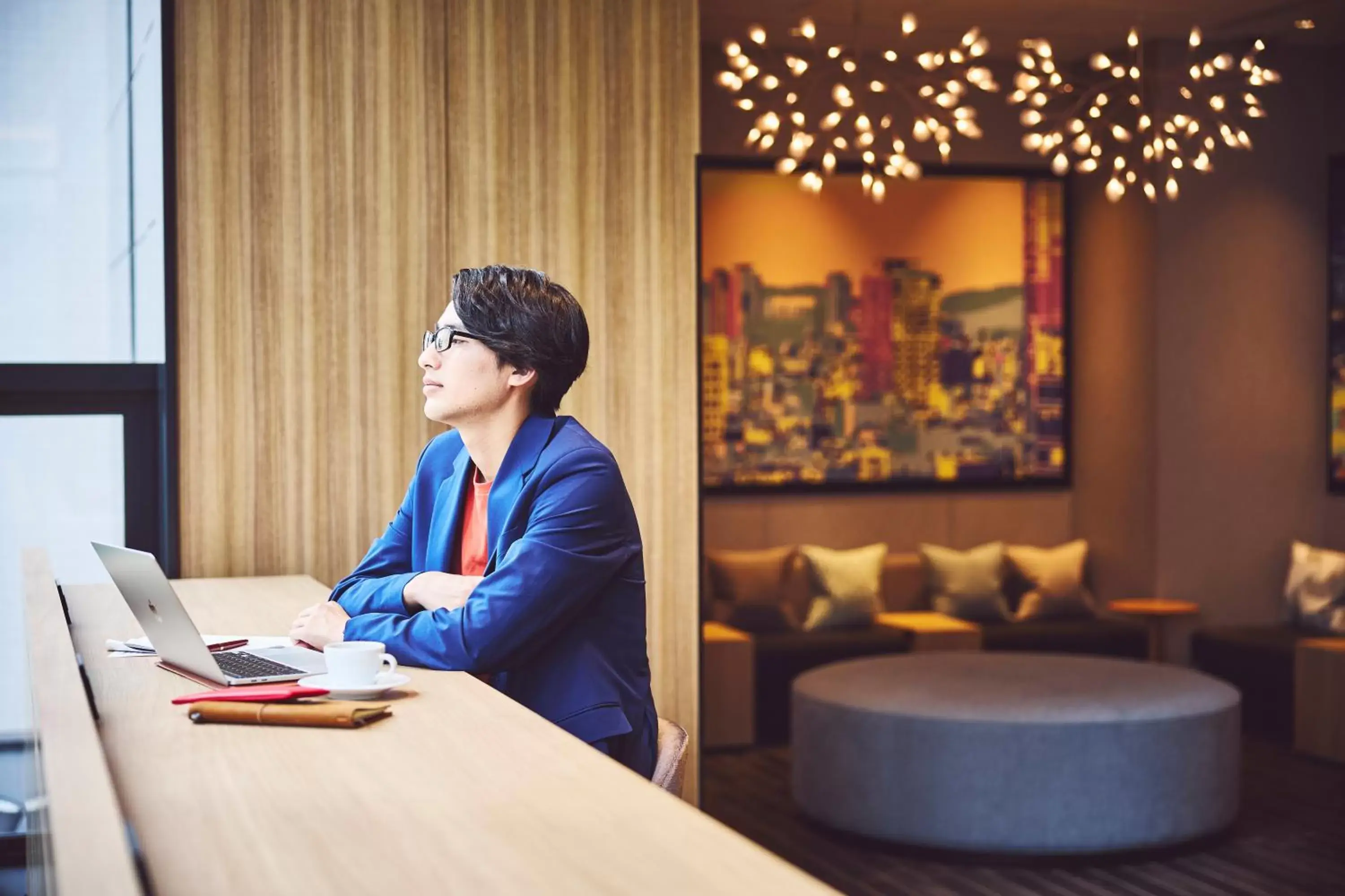 People, Lobby/Reception in Holiday Inn Express Osaka City Centre- Midosuji, an IHG Hotel