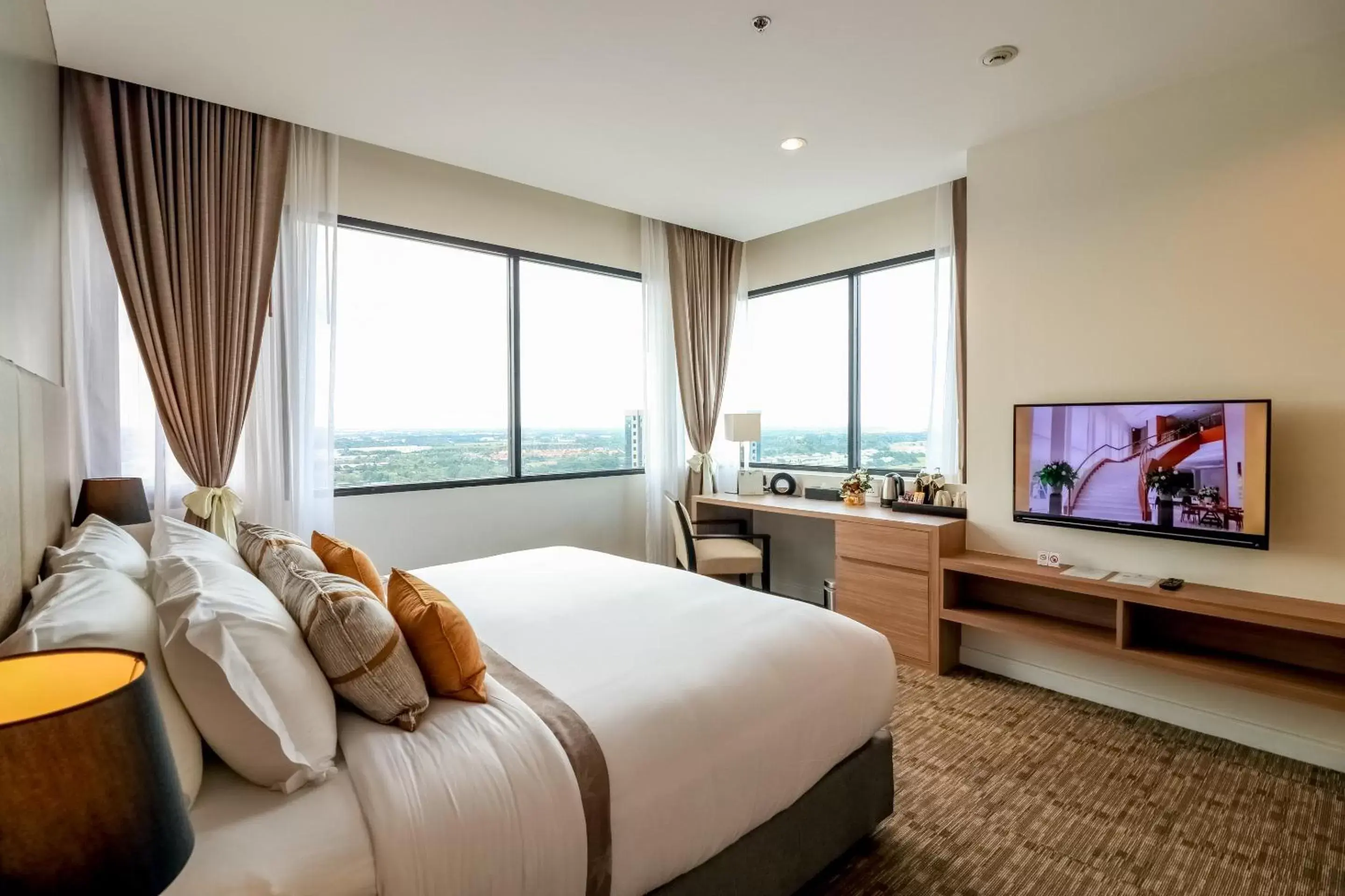 TV and multimedia, TV/Entertainment Center in Grand Fortune Hotel Nakhon Si Thammarat