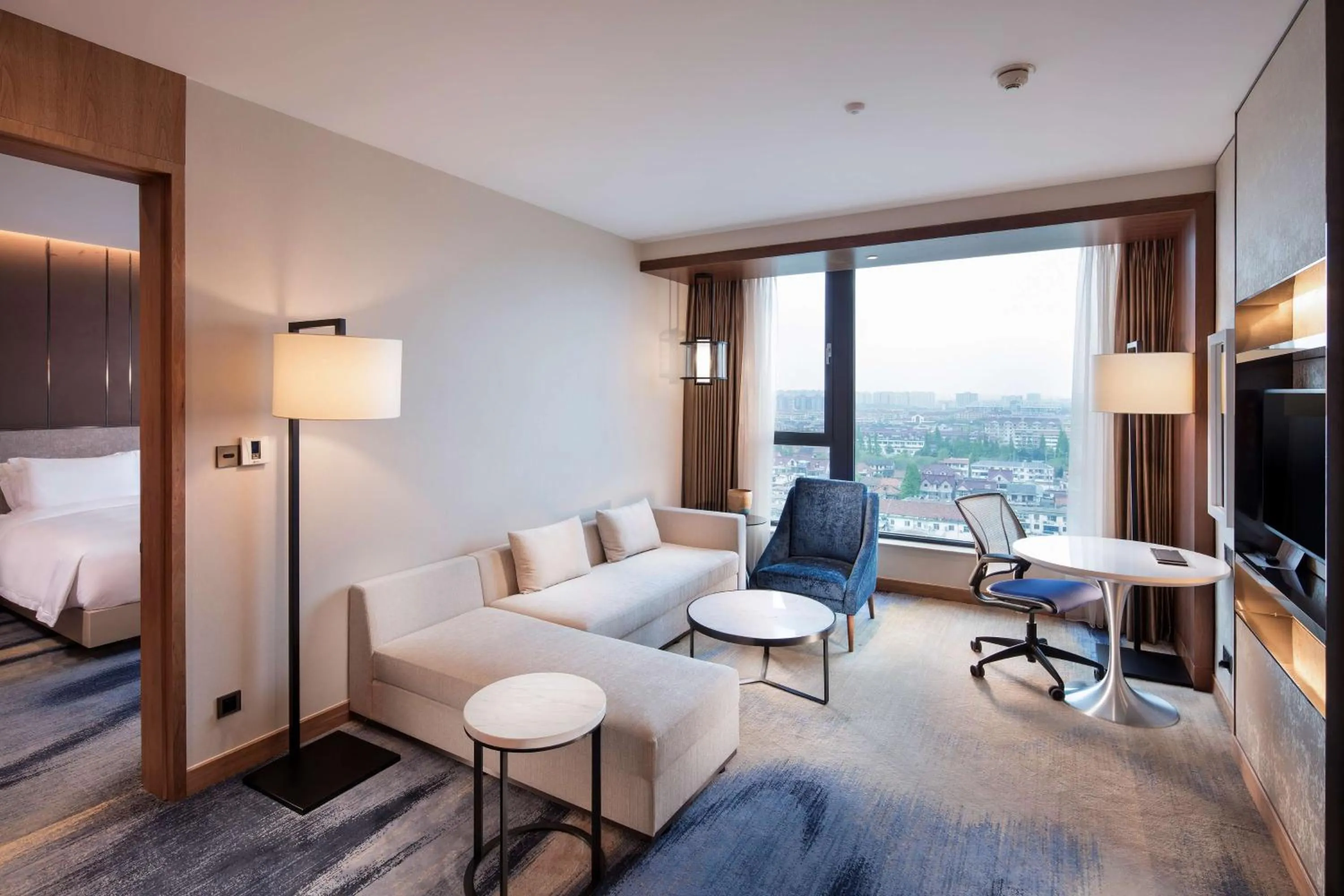 Bedroom, Bed in Hilton Garden Inn Shanghai Hongqiao NECC