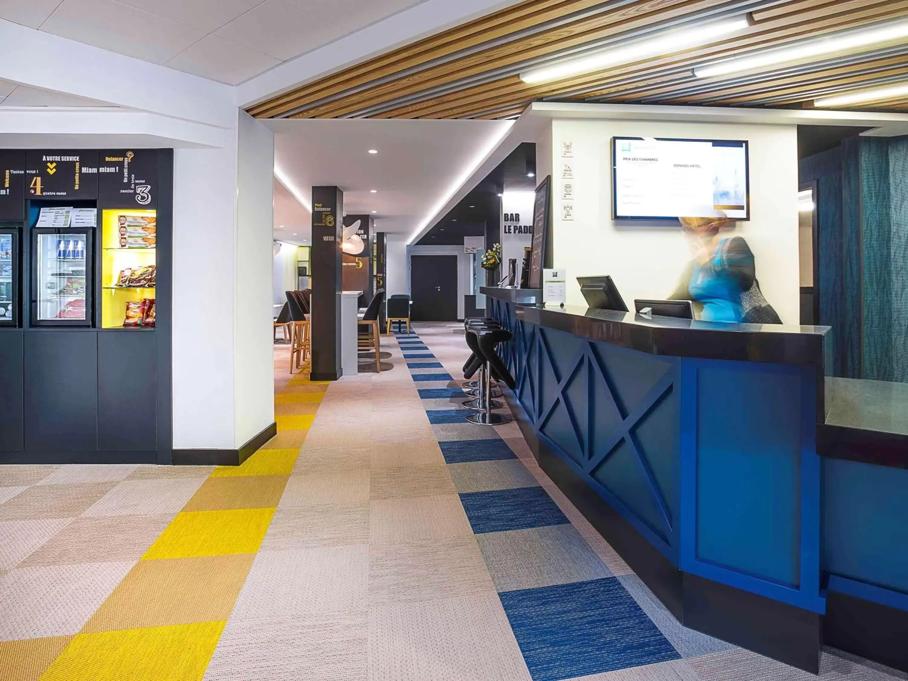 Property building, Lobby/Reception in ibis Styles Deauville Centre