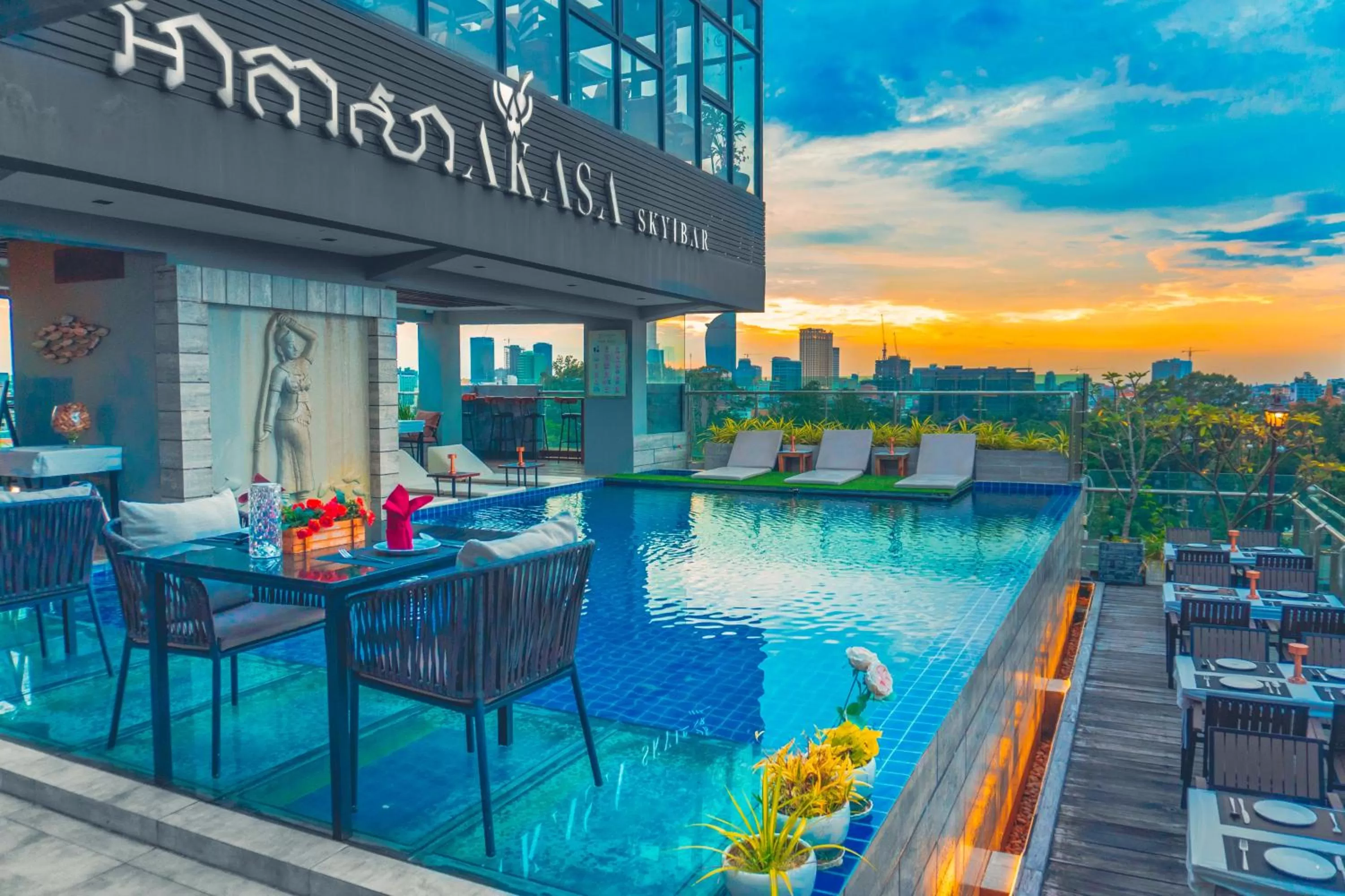 Food and drinks in Le Botum Hotel