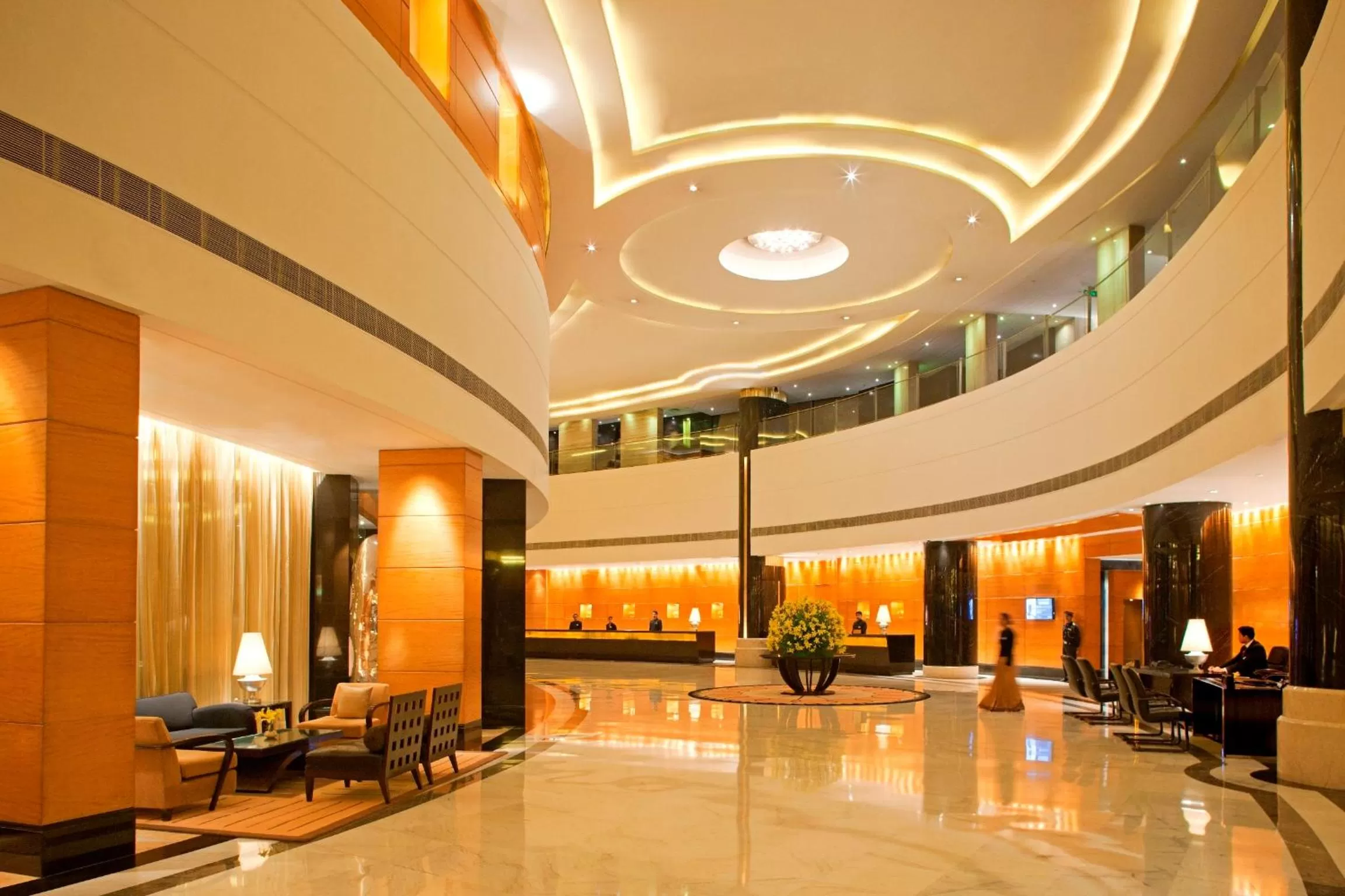 Lobby or reception in Radisson Blu Plaza Delhi Airport