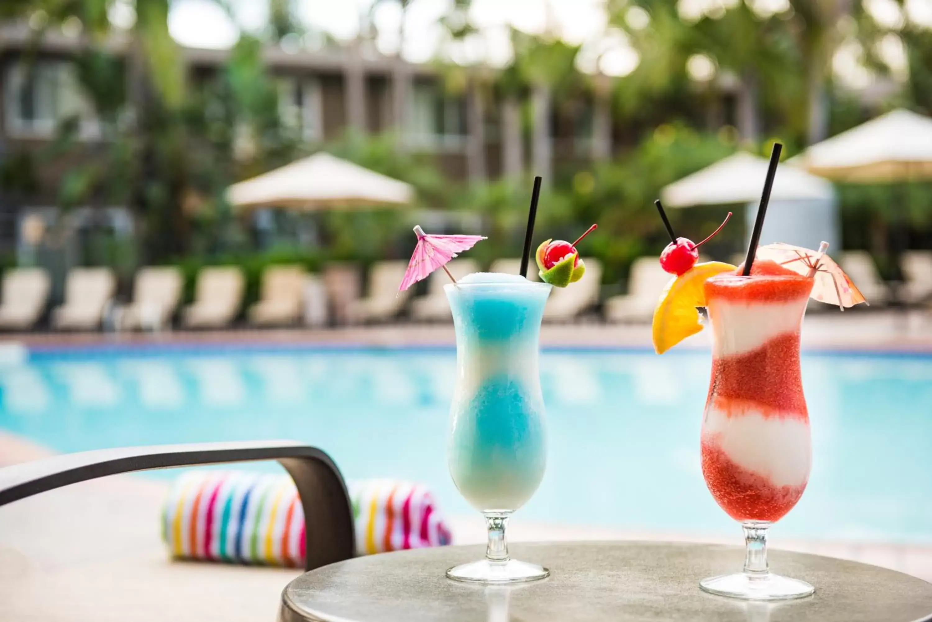 Swimming pool in The Dana on Mission Bay Swimming pool in The Dana on Mission Bay